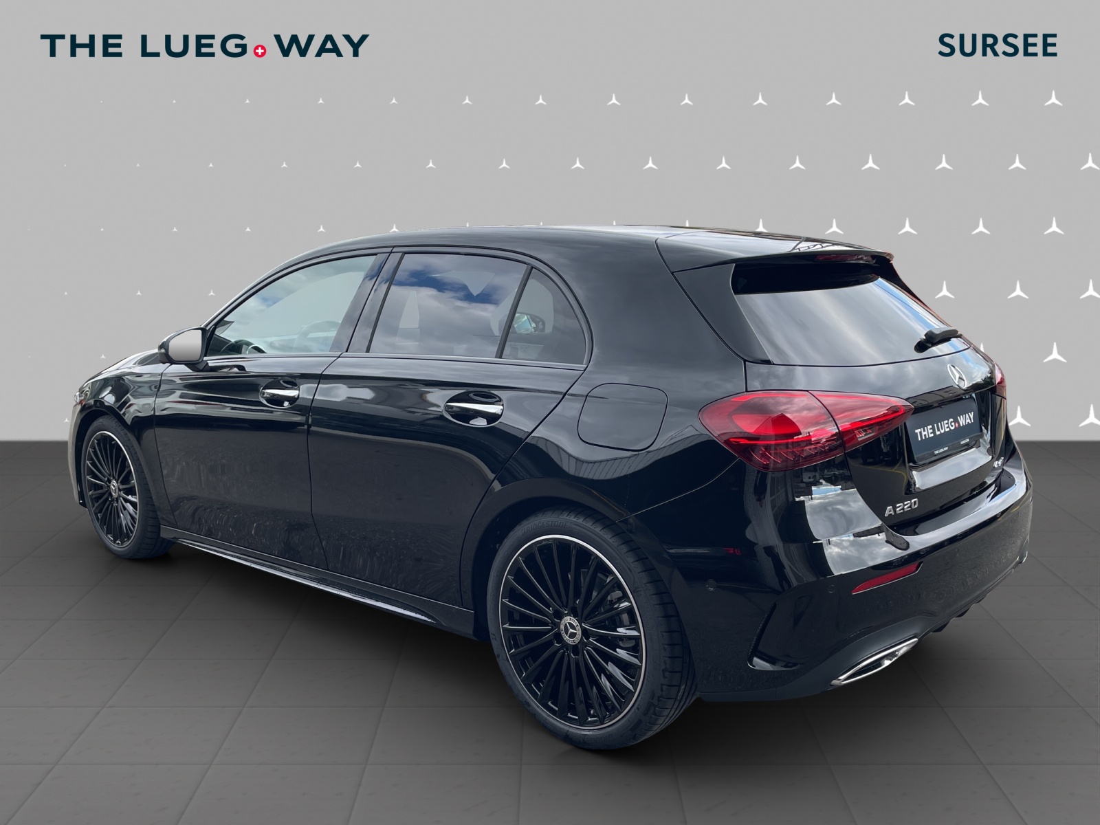MERCEDES-BENZ A 220 4Matic 8G-DCT-image-4