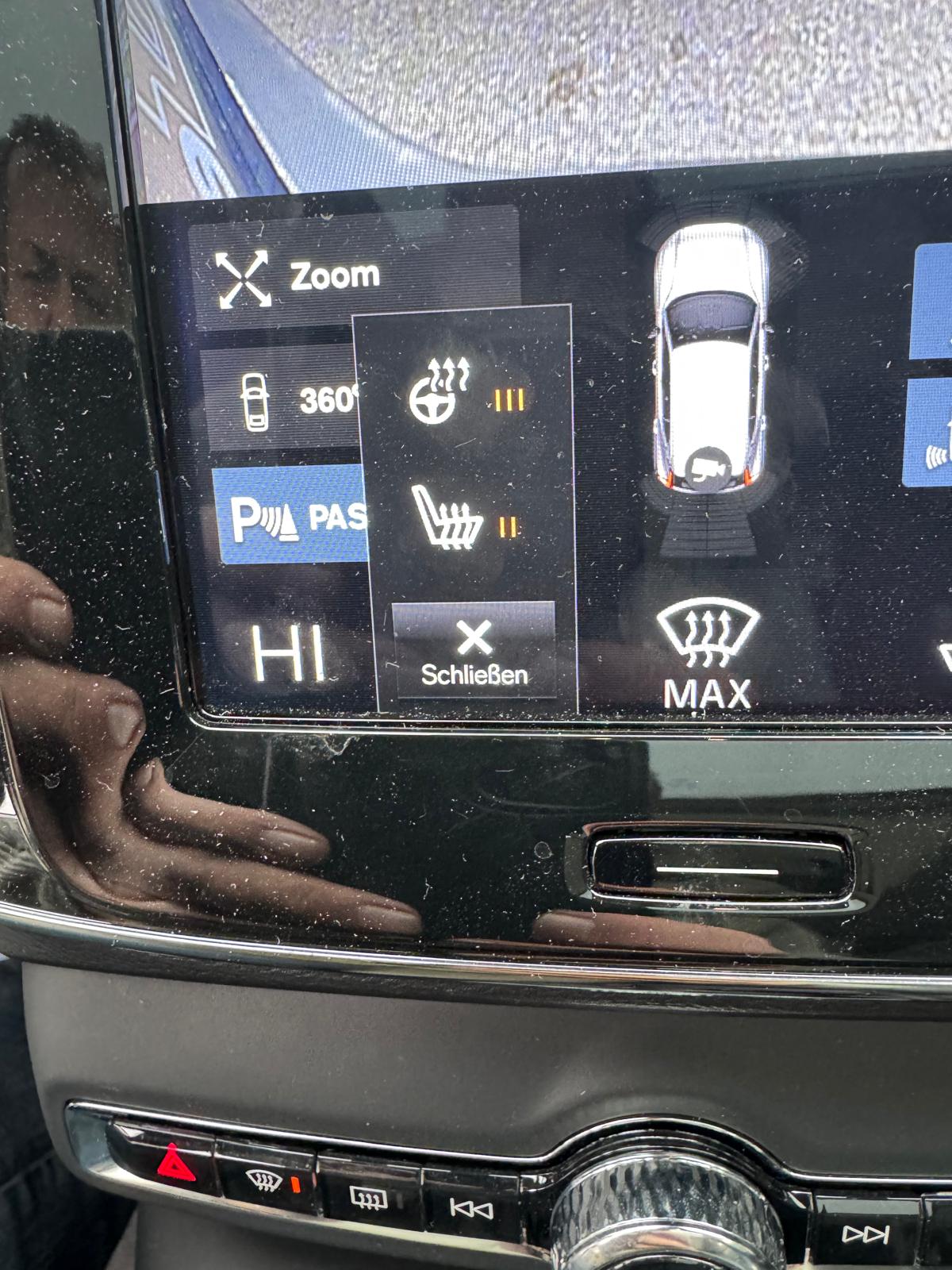 VOLVO XC40 T5 AWD Momentum Geartronic-image-14