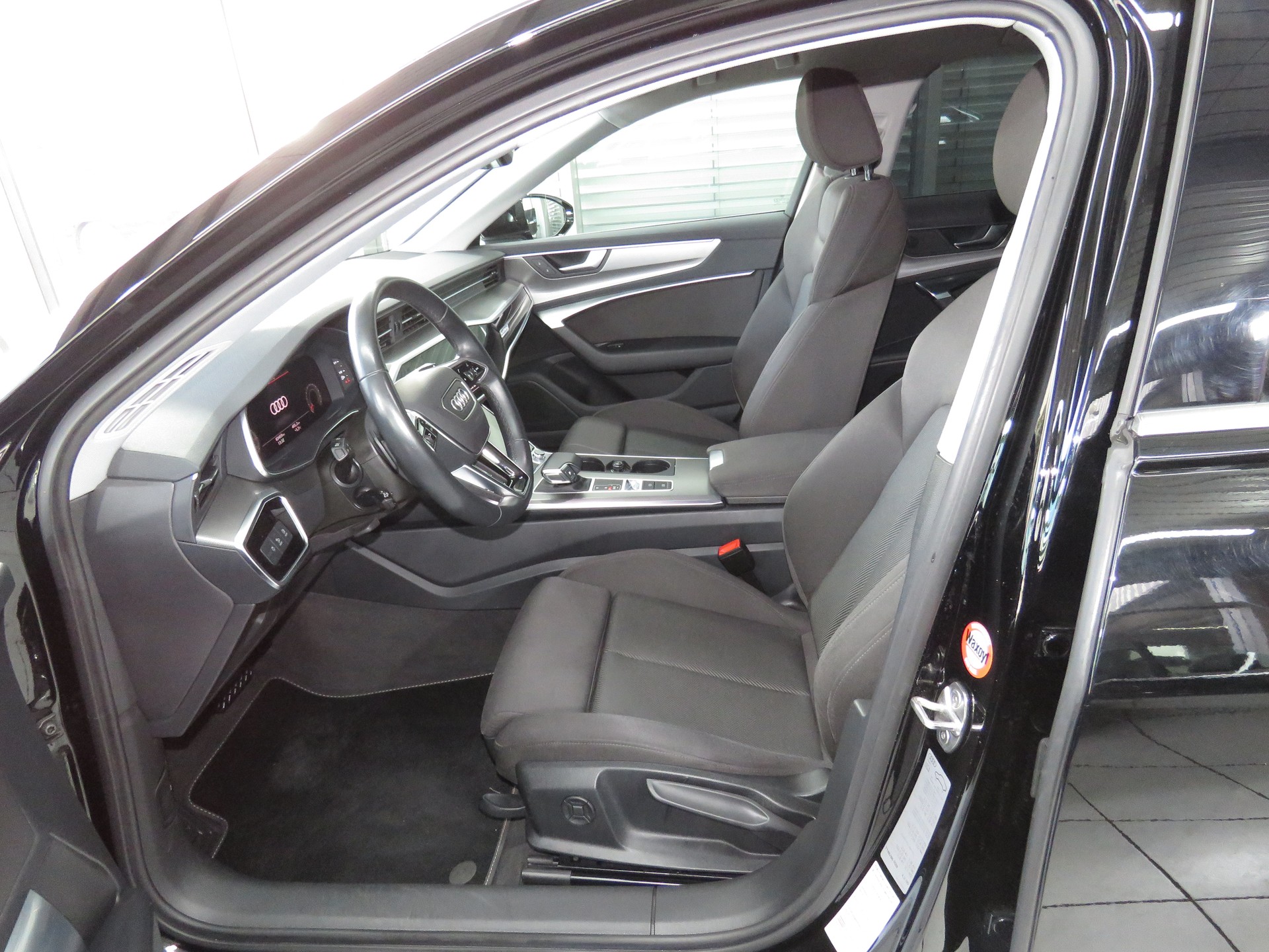 AUDI A6 Avant 40 TDI Sport Attraction Quattro S-tronic (Automat)-image-7
