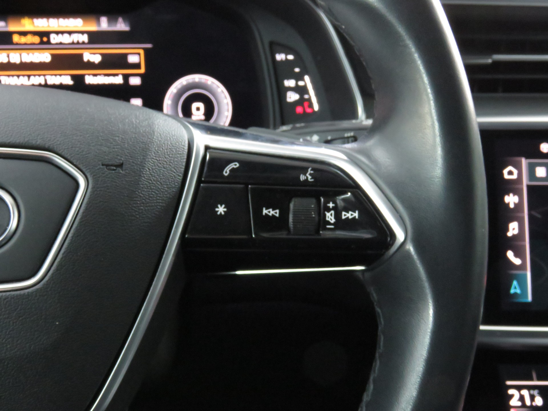 AUDI A6 Avant 40 TDI Sport Attraction Quattro S-tronic (Automat)-image-23