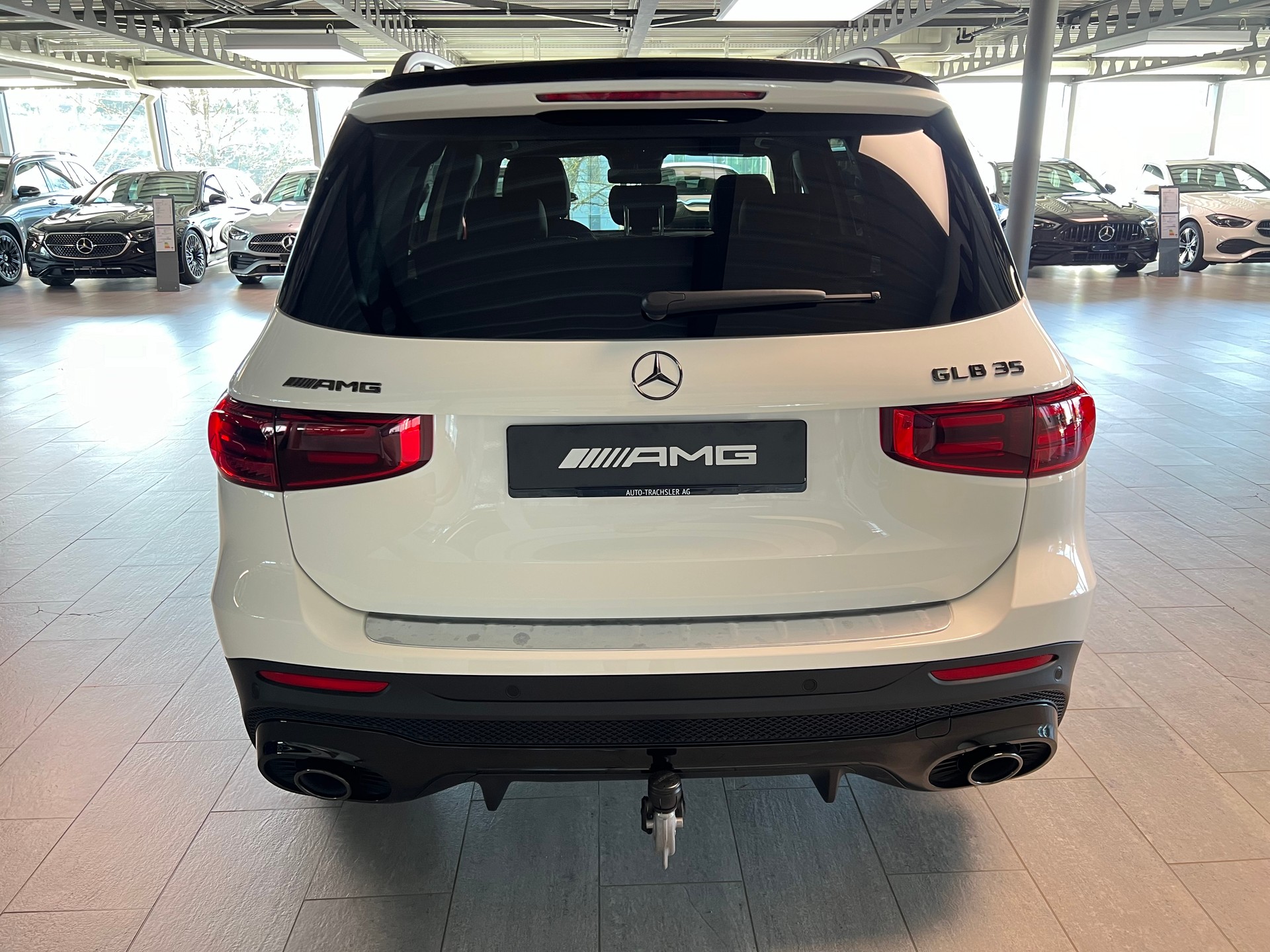 MERCEDES-BENZ GLB AMG 35 4Matic 8G-Tronic-image-4