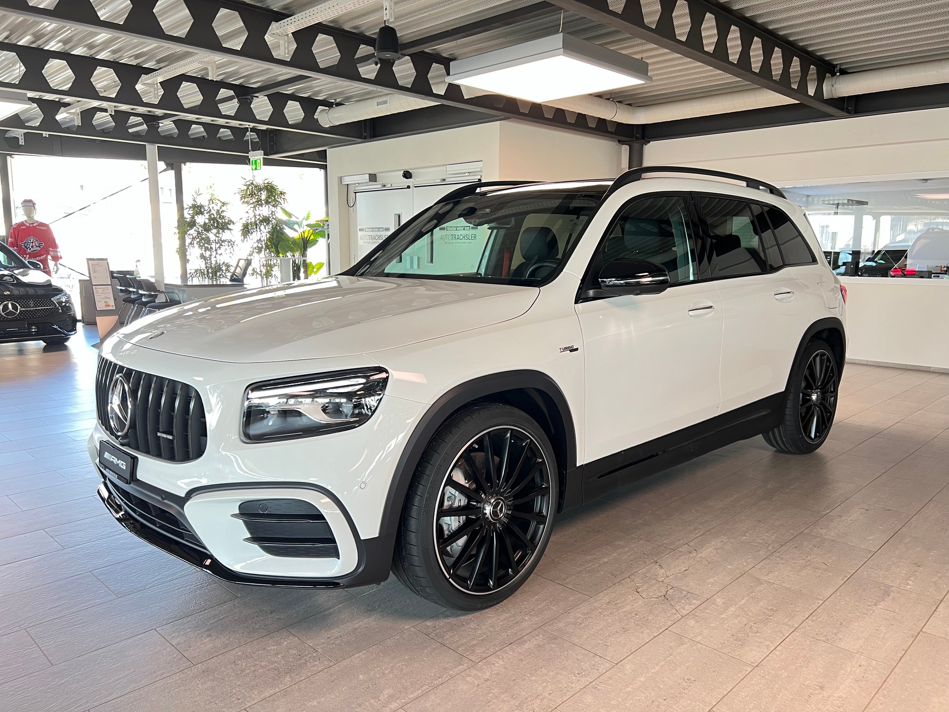 MERCEDES-BENZ GLB AMG 35 4Matic 8G-Tronic-image-1