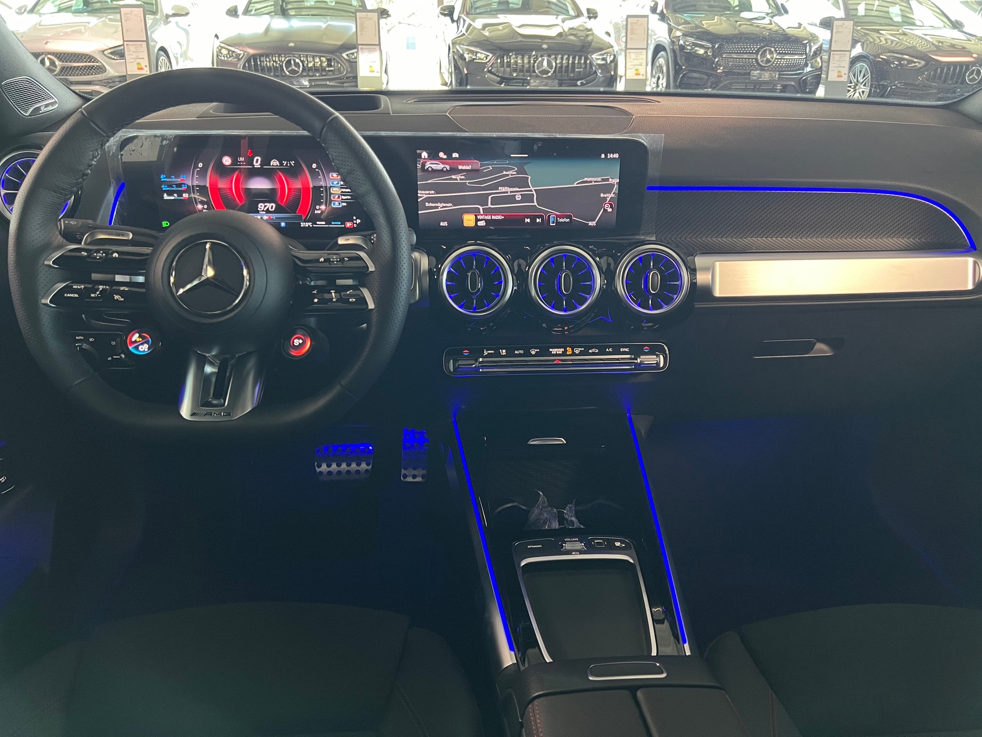MERCEDES-BENZ GLB AMG 35 4Matic 8G-Tronic-image-8