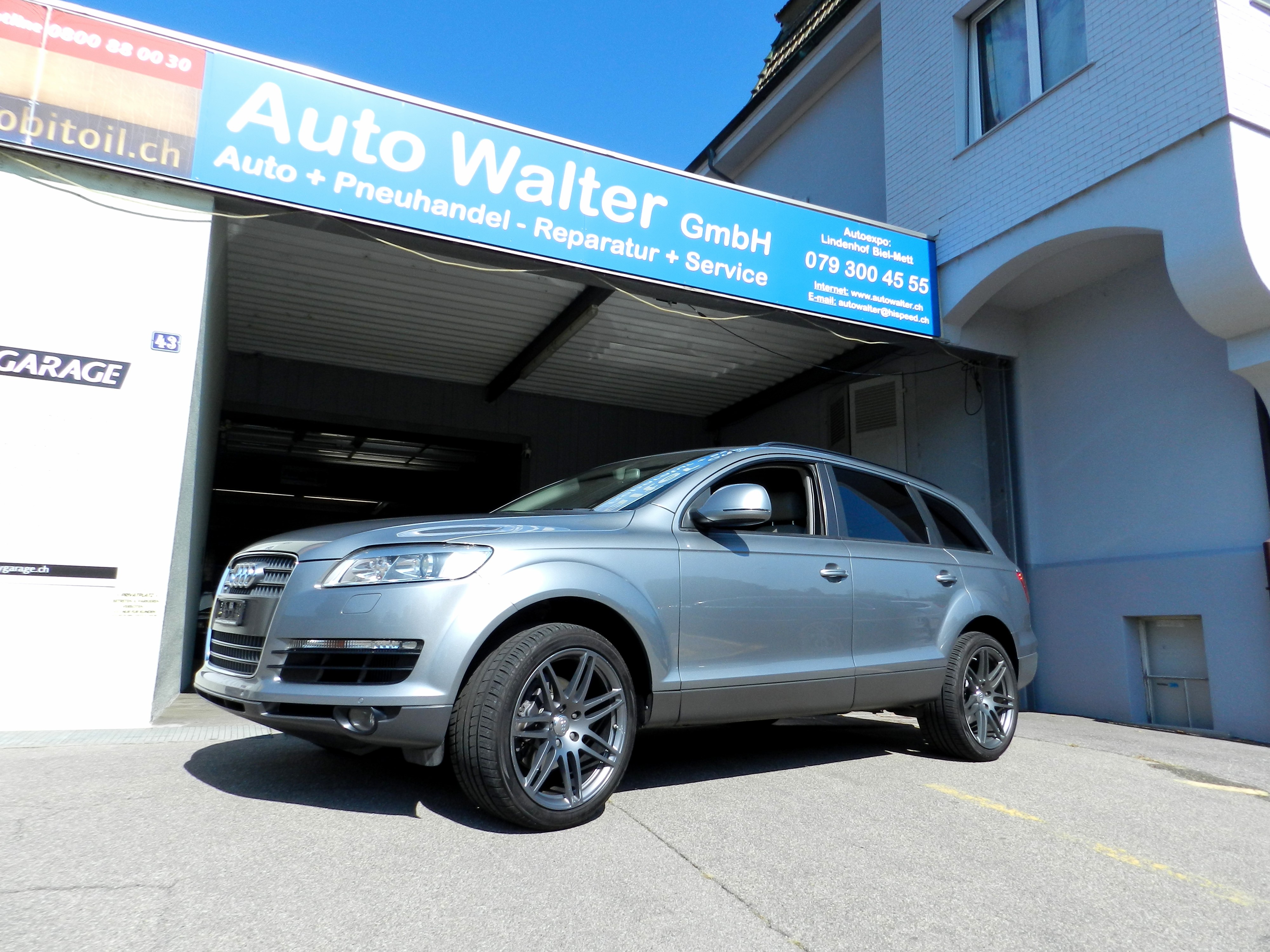 Car photo