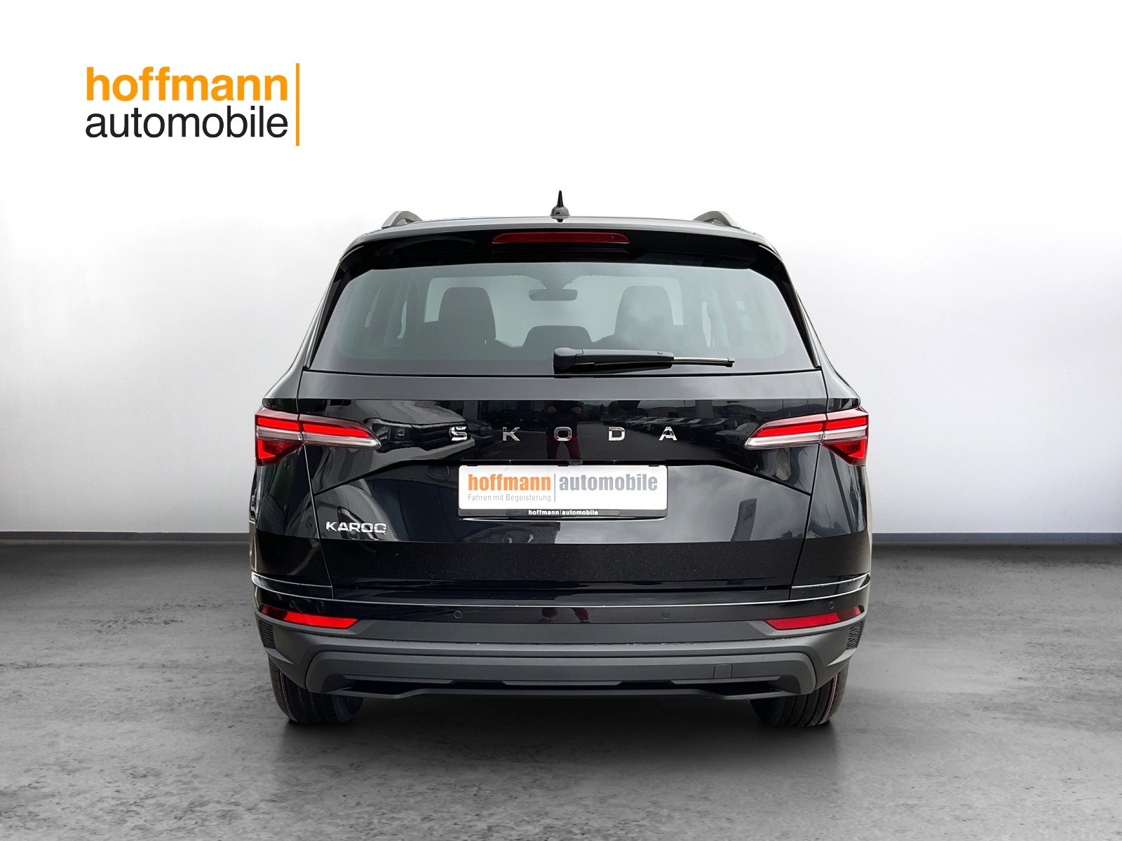 SKODA Karoq 1.5 TSI Selection DSG-image-4