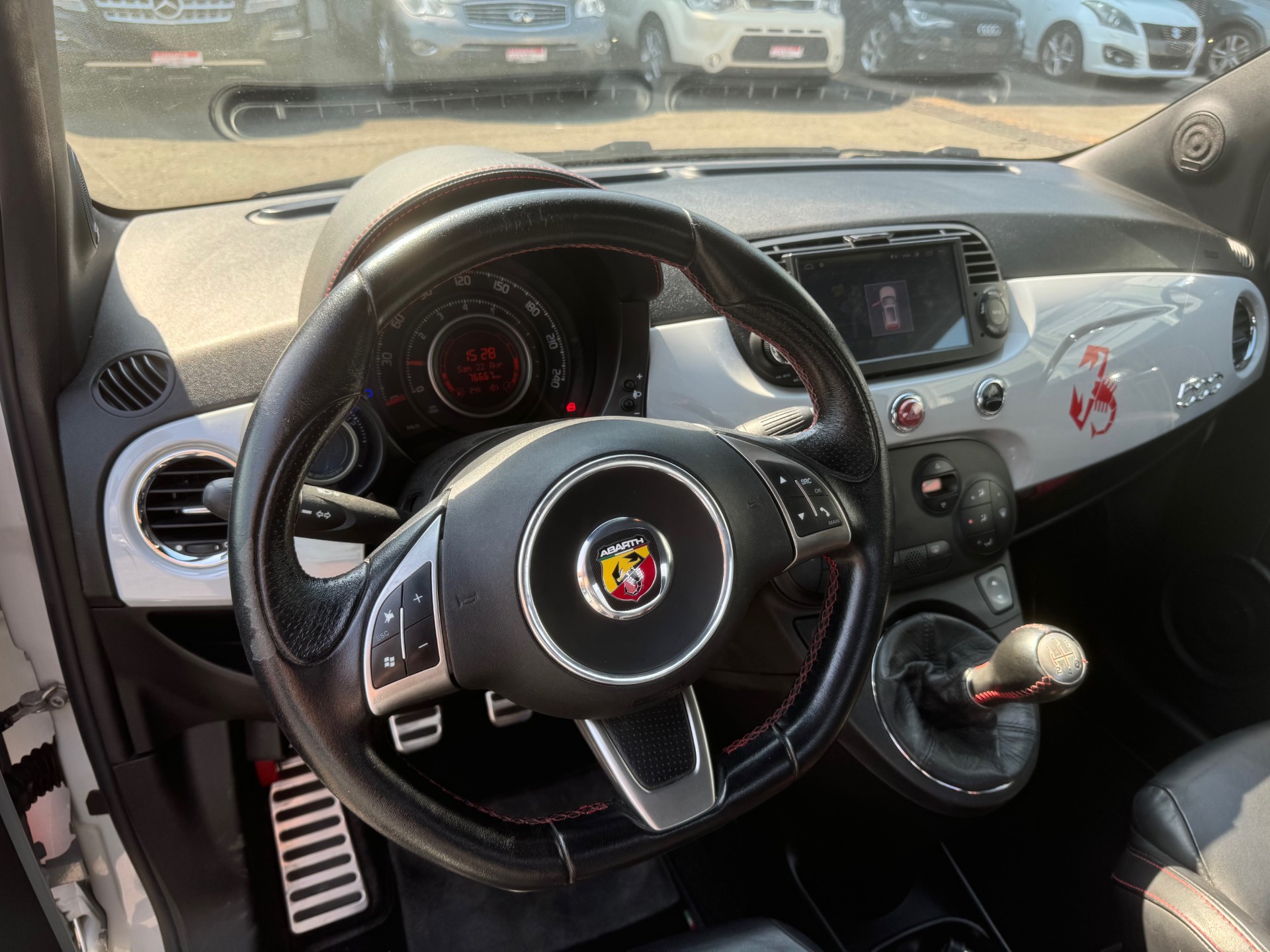 FIAT 500 1.4 16V Turbo Abarth-image-8