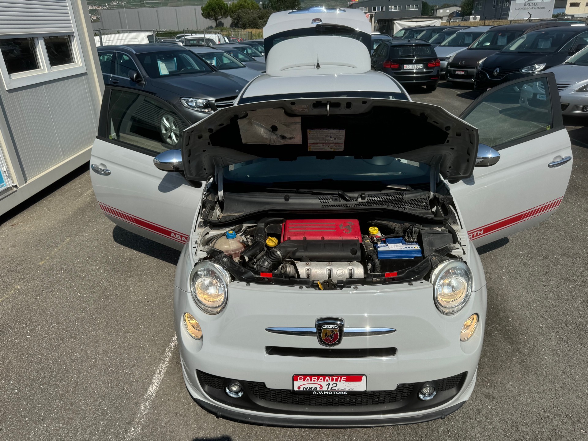 FIAT 500 1.4 16V Turbo Abarth-image-13