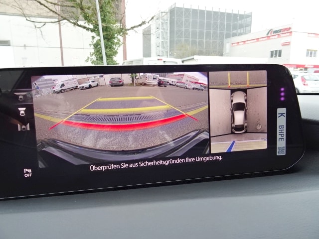 MAZDA 3 Hatchback 2.0 Automat 186 Exclusive-Line-image-11
