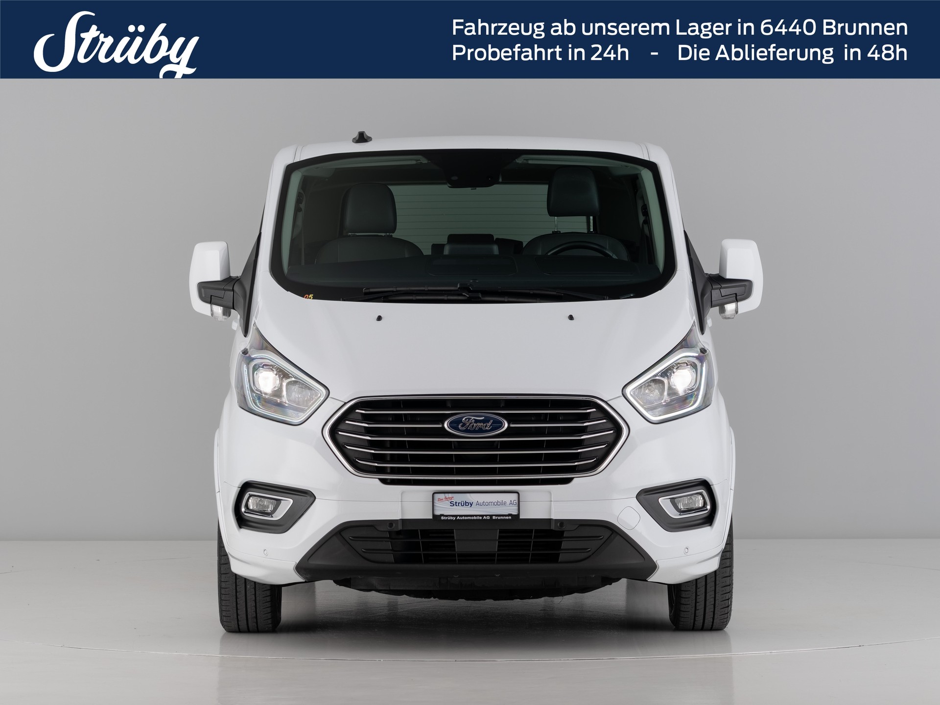 FORD Tourneo Custom Bus 320 L1 2.0 TDCi Titanium-showroom-element-1