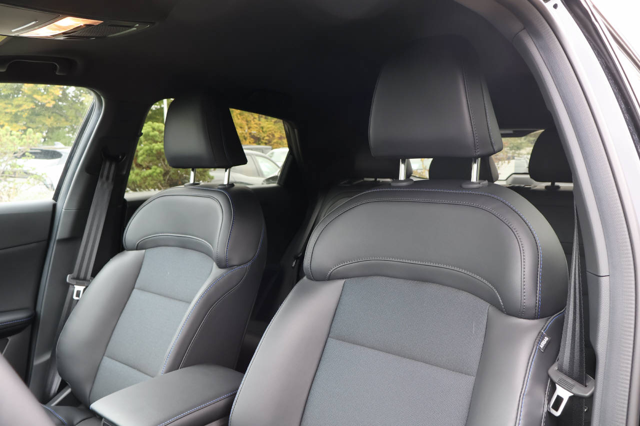 MG 4 64kWh Luxury-image-10