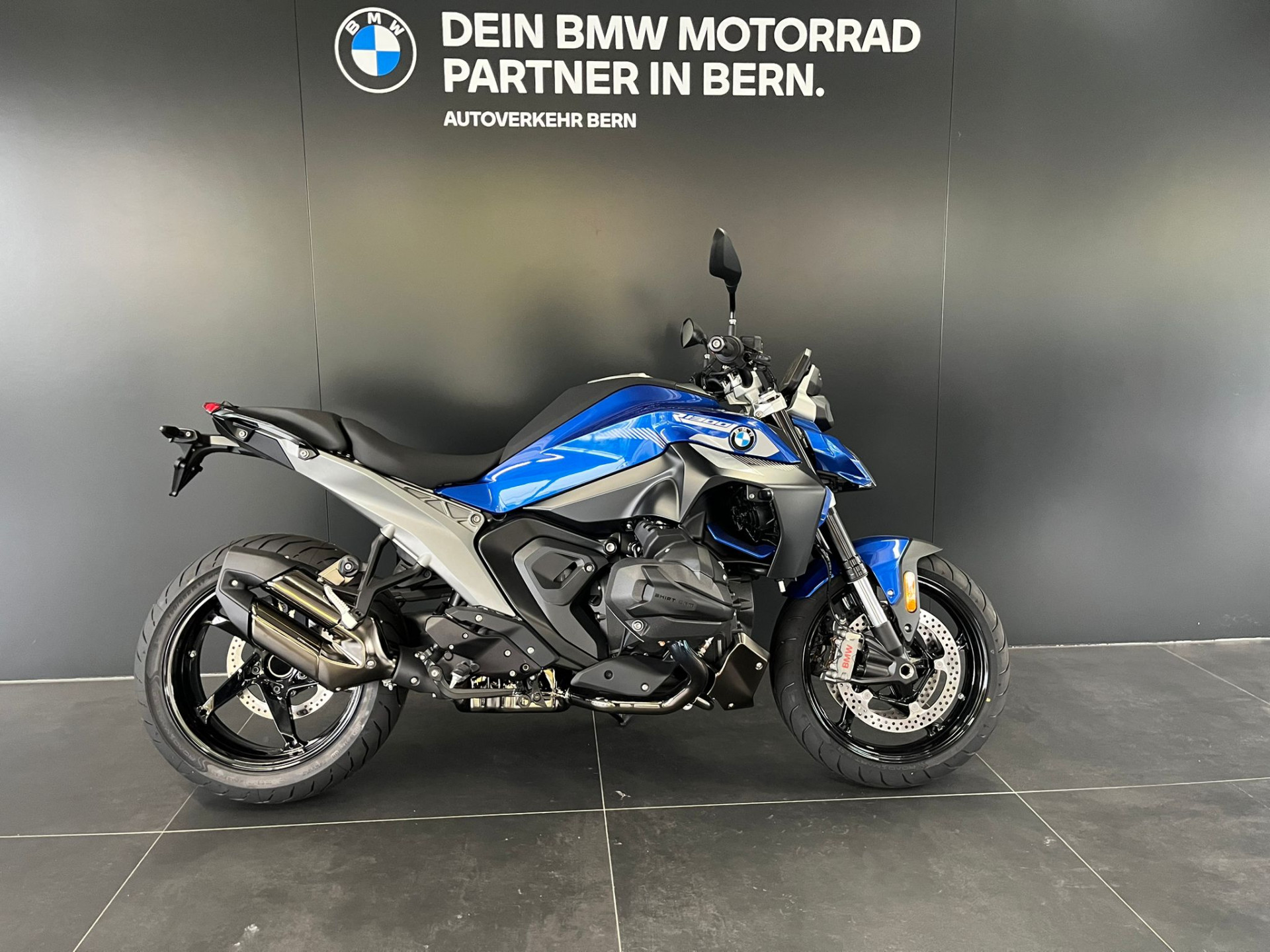 BMW R 1300 R - ab 203.- im 2.9% Leasing*-showroom-element-2