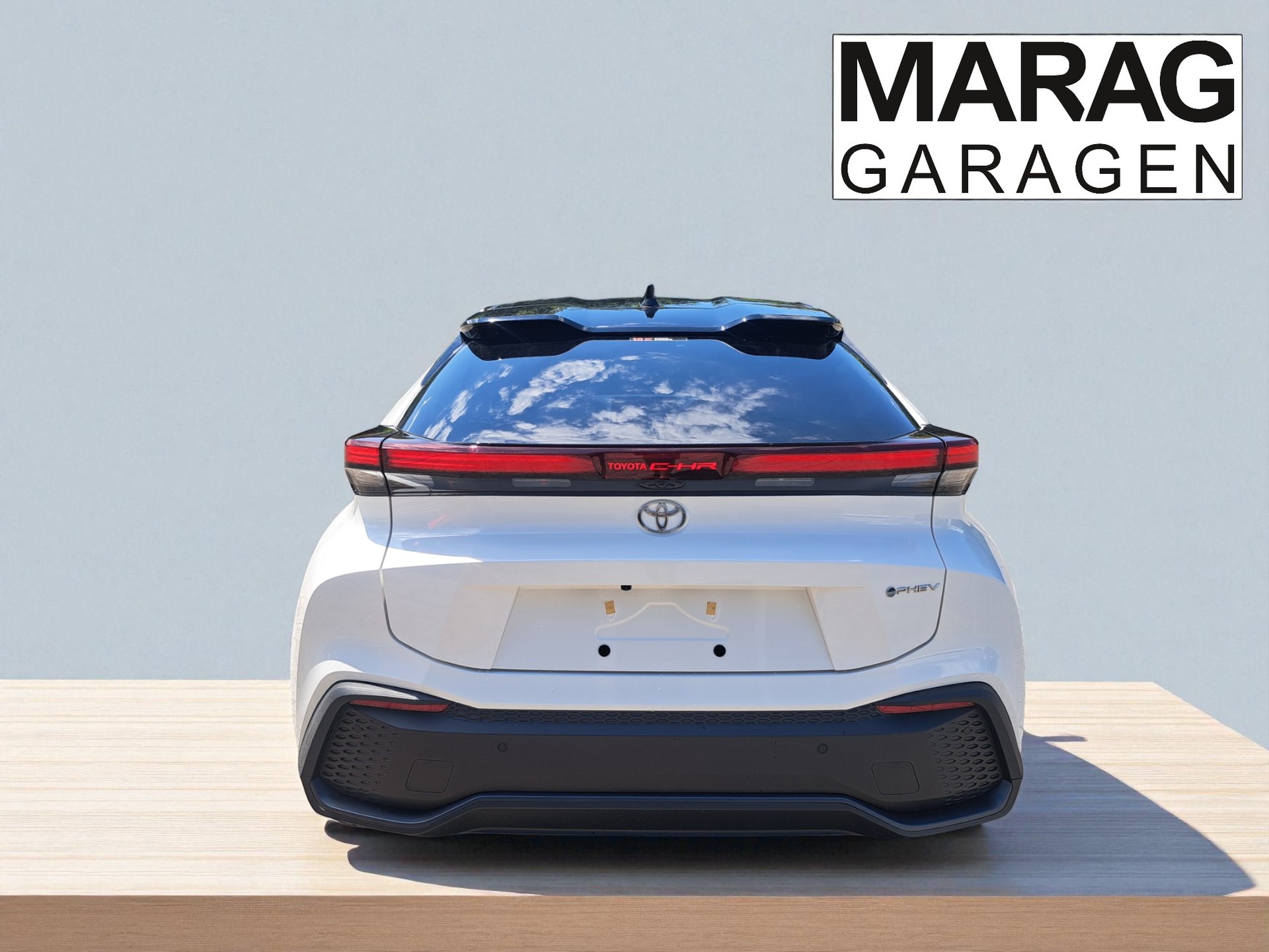 TOYOTA C-HR 2.0 PHEV CVT Swiss Edition-image-7