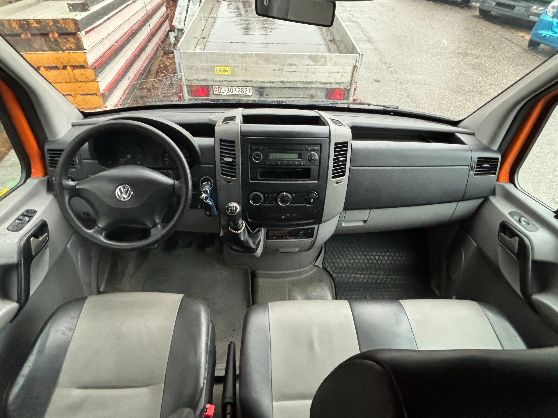 VW Crafter 35 2.0 TDI CR-image-8