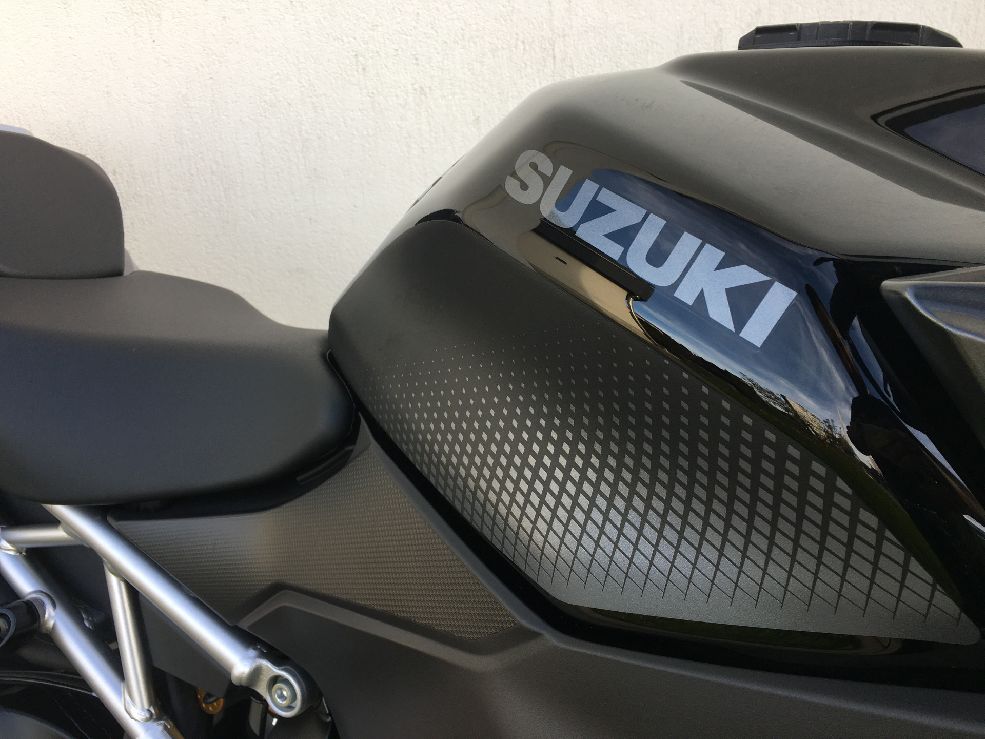SUZUKI GSX-S 1000 GX-image-6