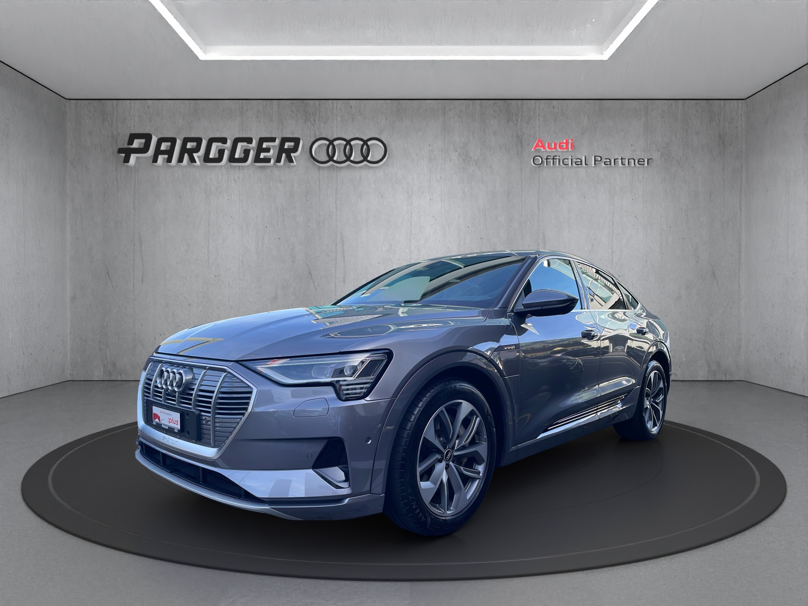 AUDI e-tron 55 Sportback Advanced quattro-image-0