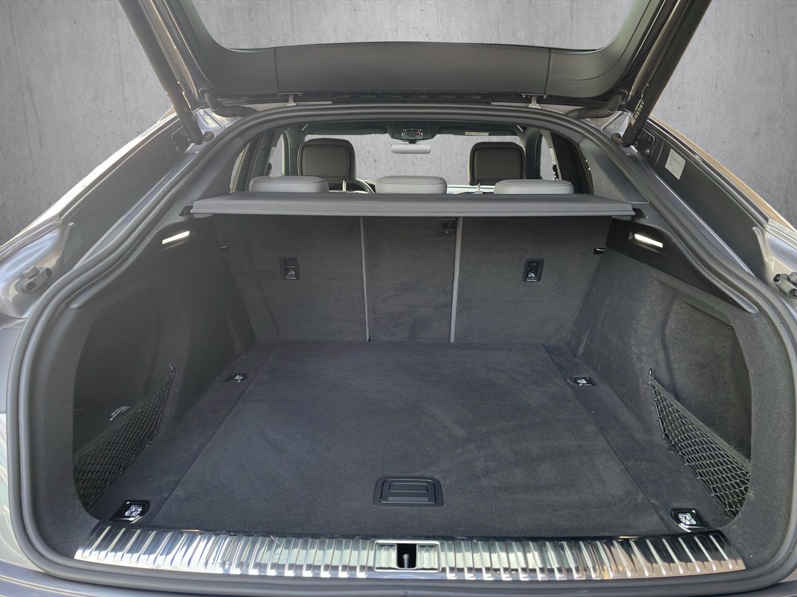 AUDI e-tron 55 Sportback Advanced quattro-image-15