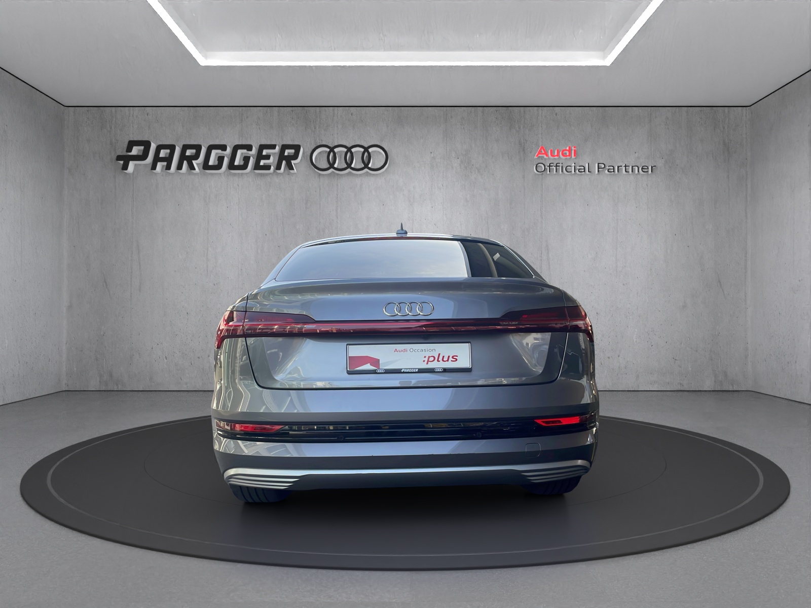 AUDI e-tron 55 Sportback Advanced quattro-image-4