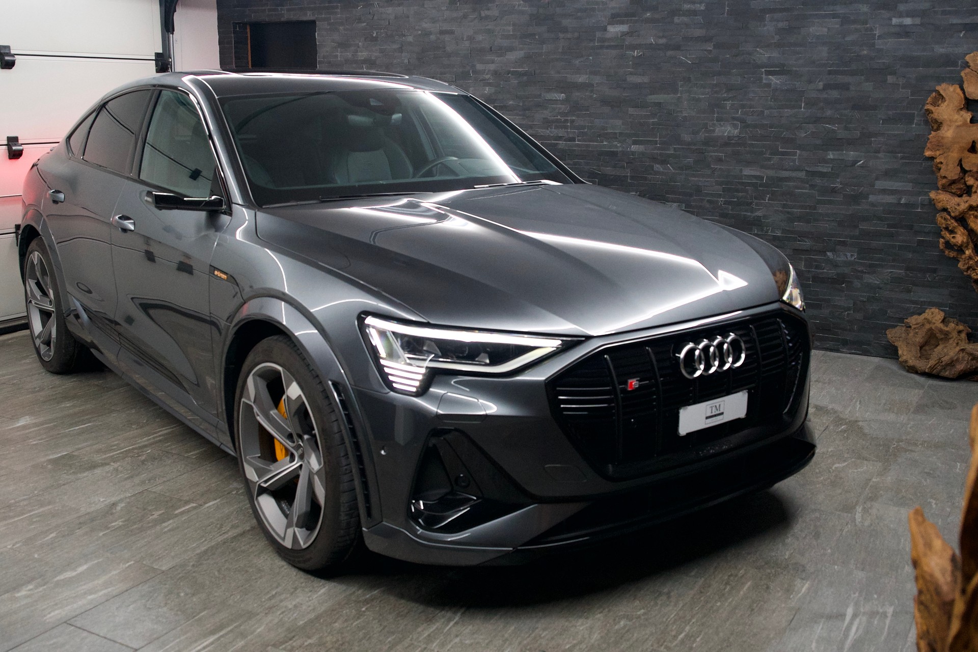 AUDI e-tron S Sportback quattro