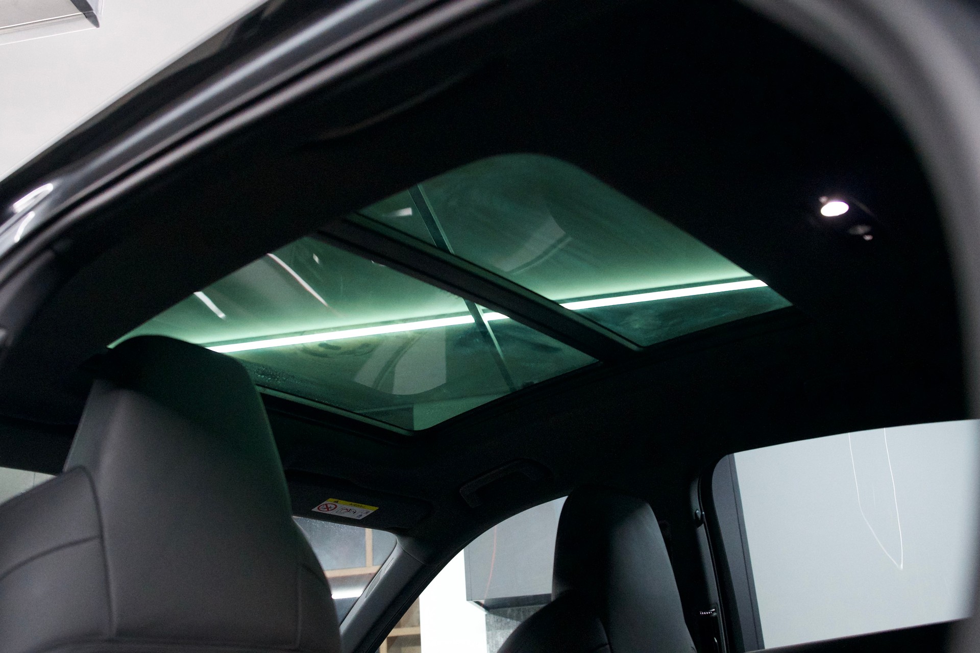 AUDI e-tron S Sportback quattro-image-19
