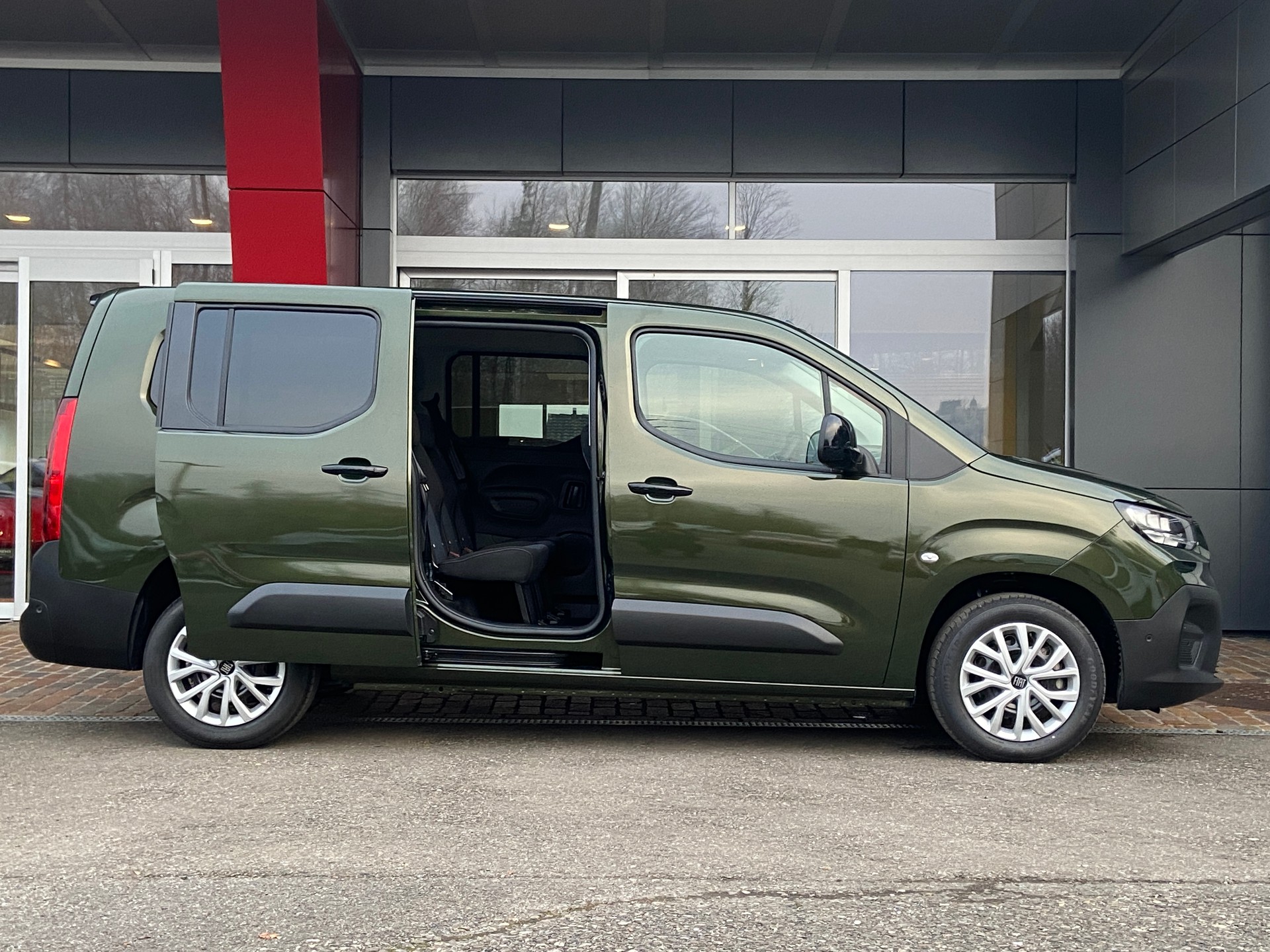 FIAT Doblo L2 1.5 BlueHDi Automat - 7 Plätze-image-23
