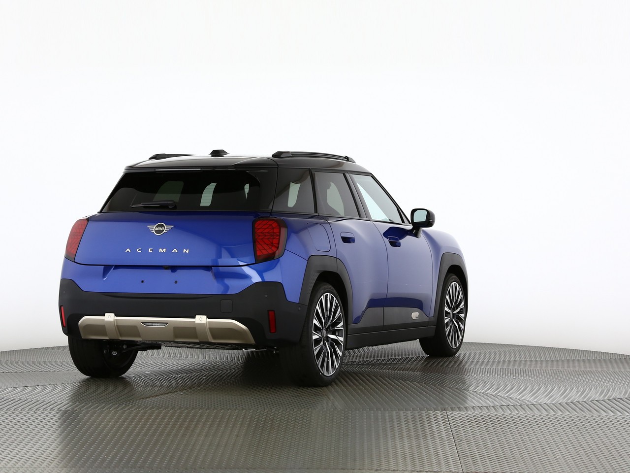 MINI Aceman E I HOT DEAL-image-1