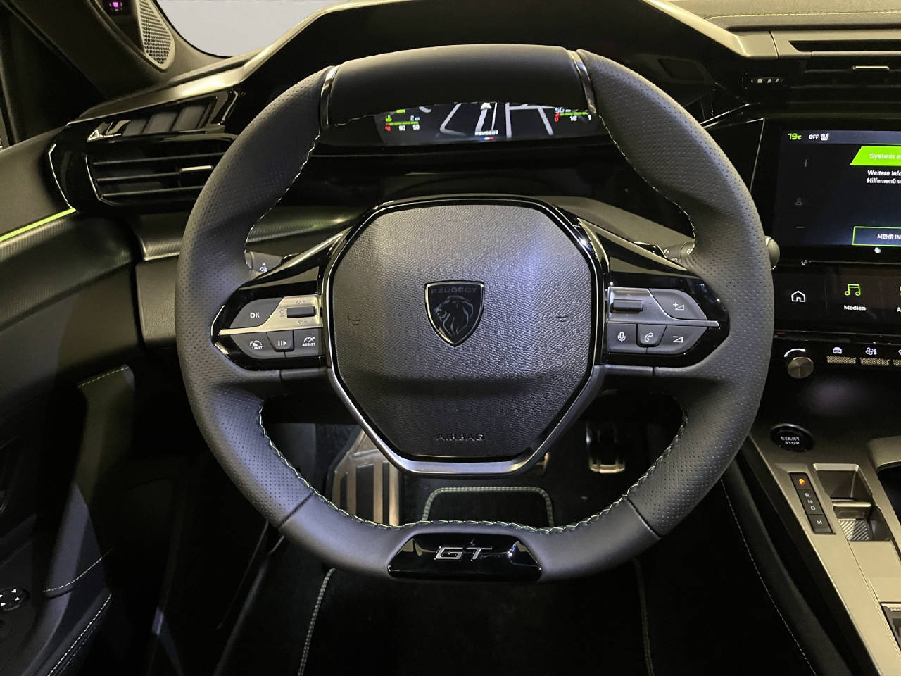 PEUGEOT 308 1.2 Hybrid GT-image-6