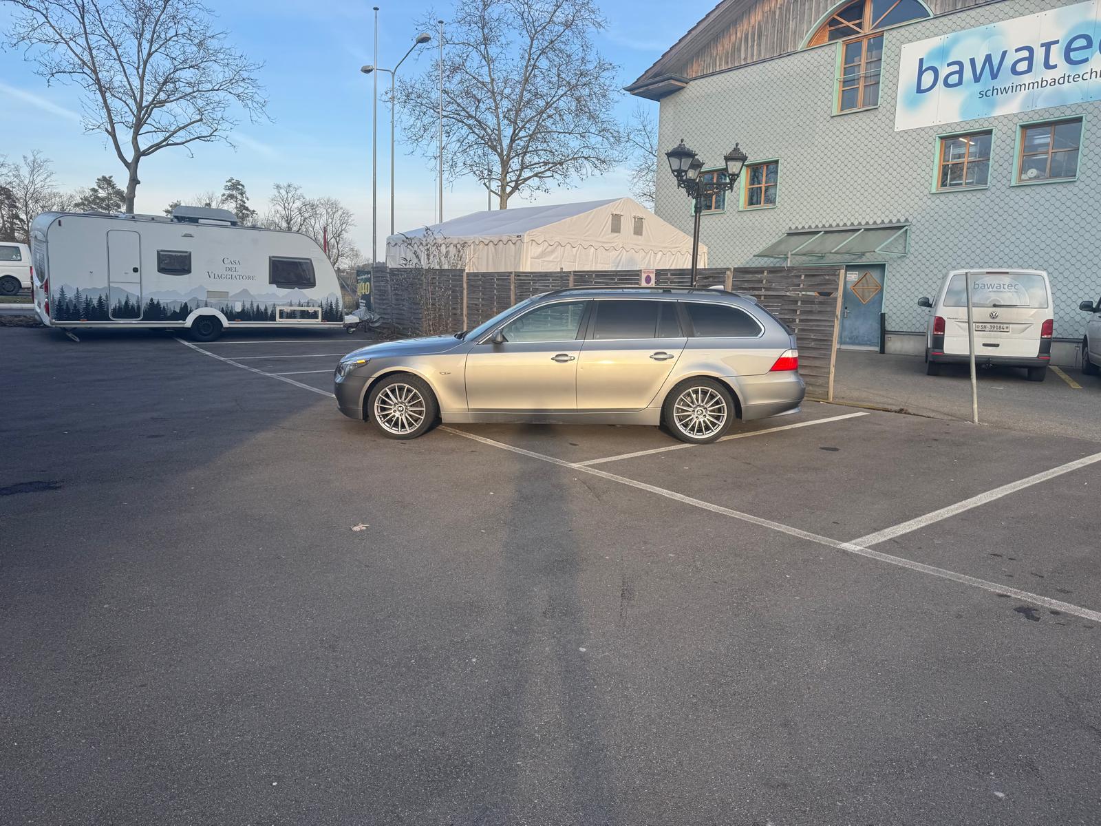 BMW 530xi Touring-image-3