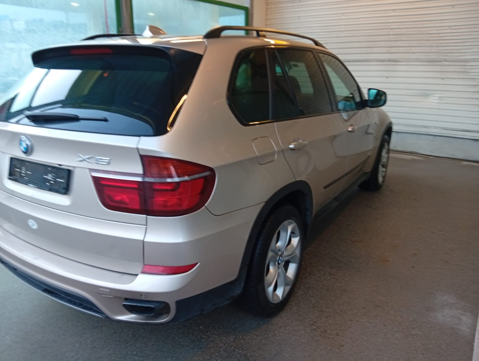 BMW X5 xDrive 50i Steptronic-image-6