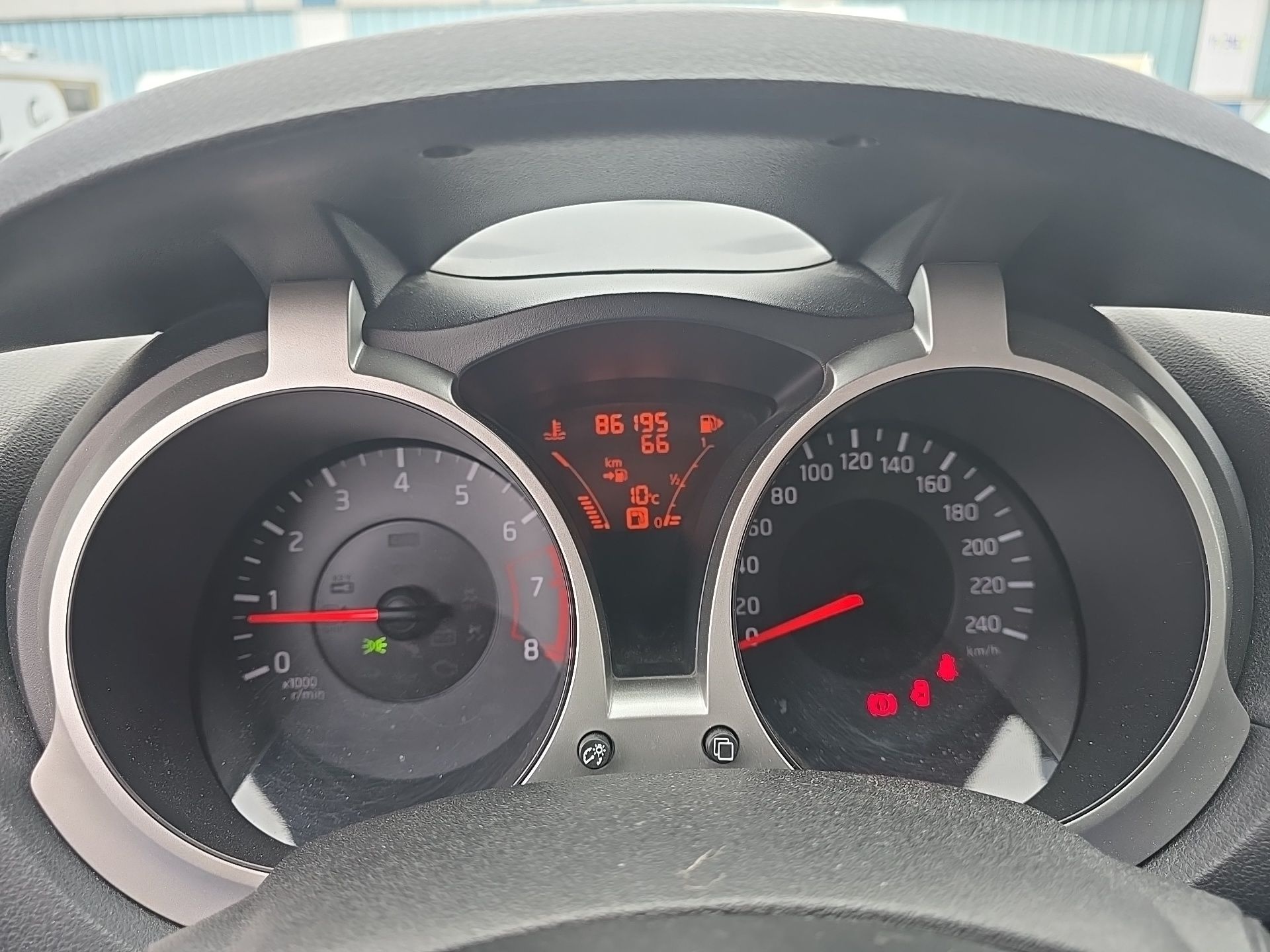 NISSAN Juke 1.6 DIG-T tekna-image-16