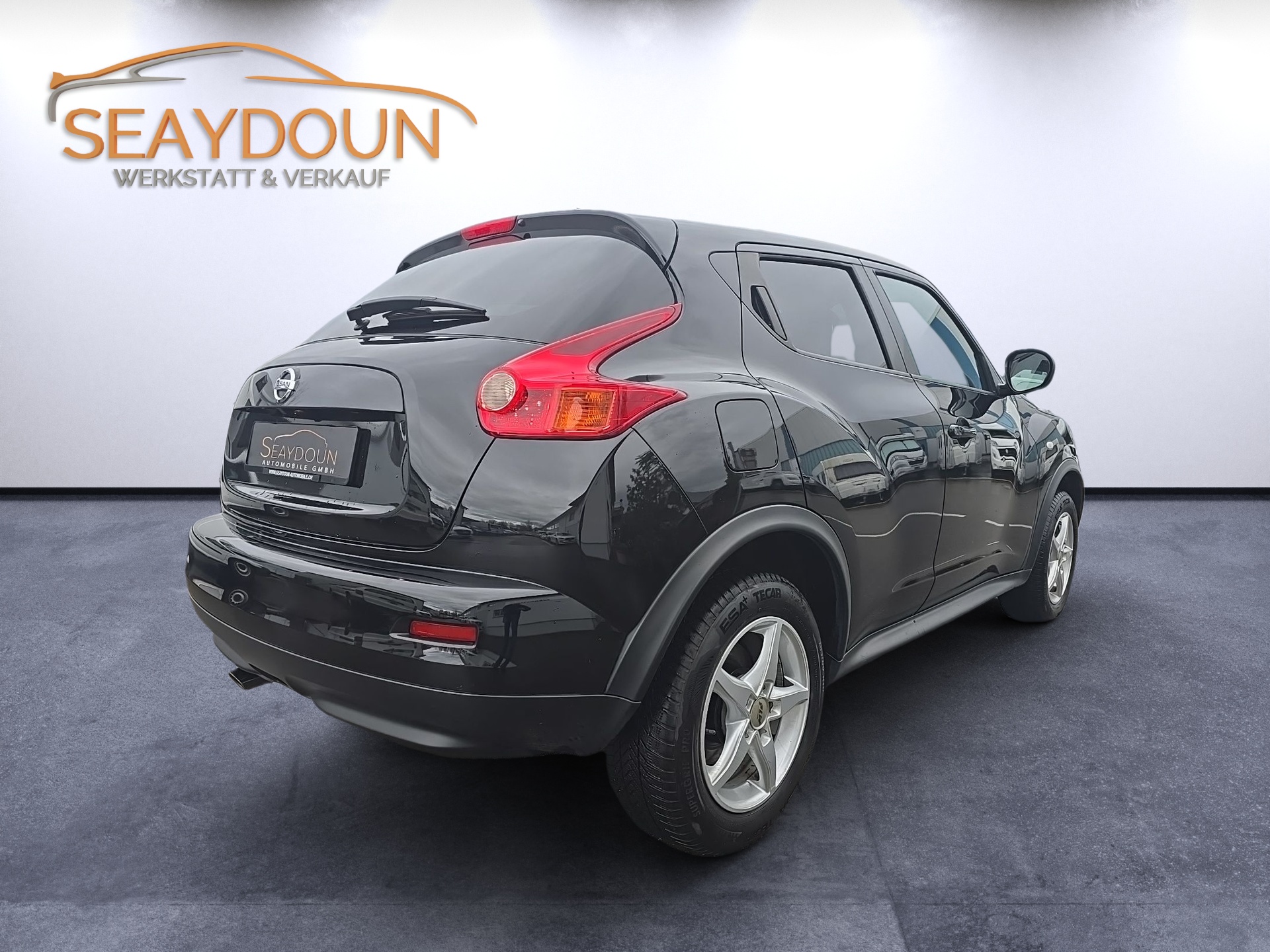 NISSAN Juke 1.6 DIG-T tekna-showroom-element-3