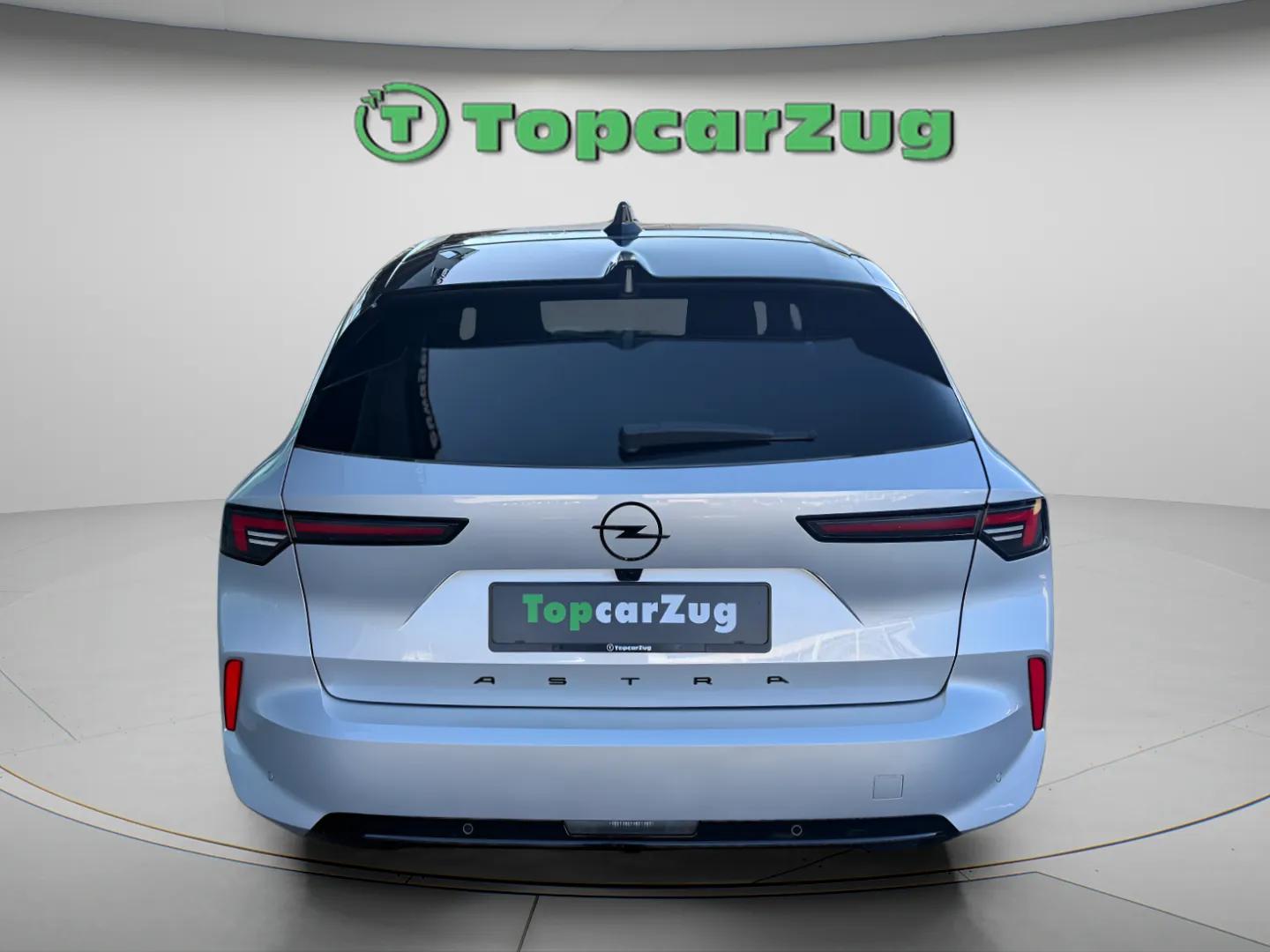 OPEL Astra Sports Tourer 1.2i Turbo GS A-image-6