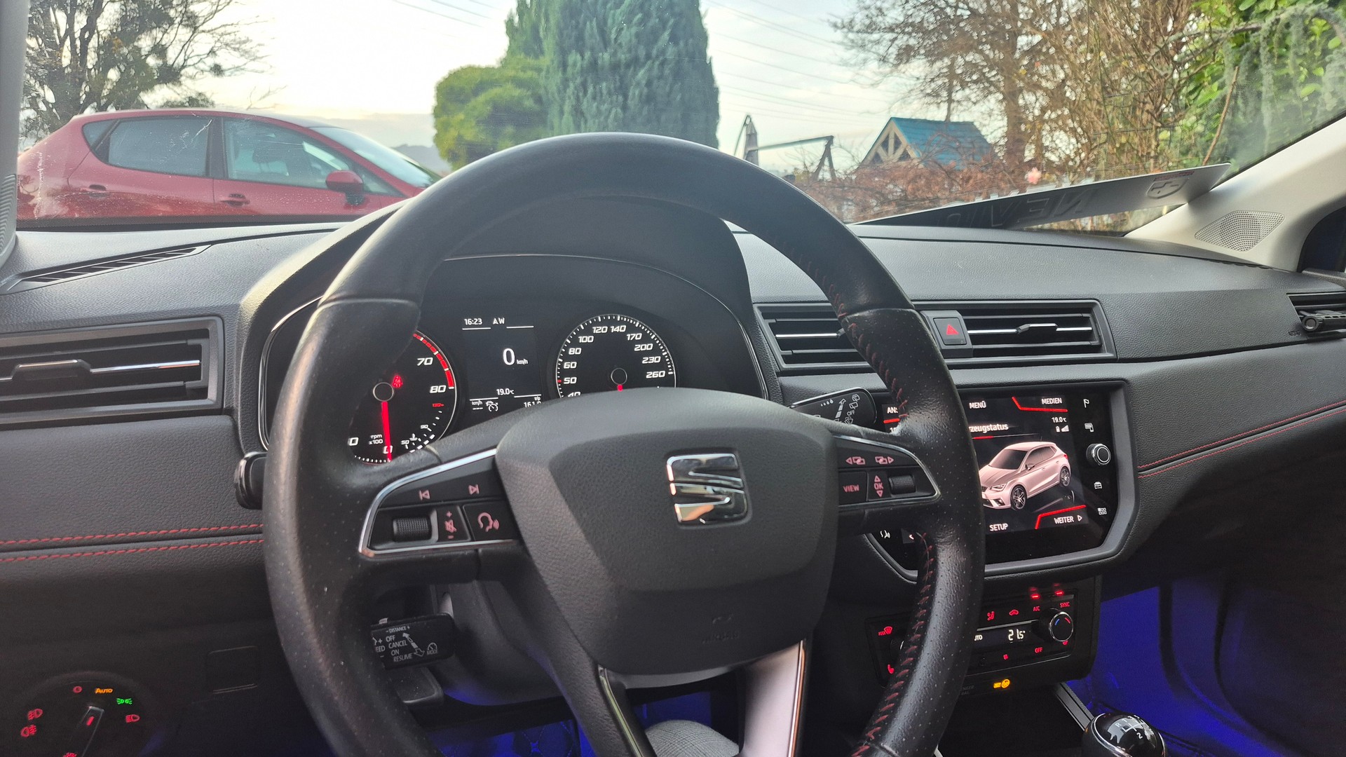 SEAT Ibiza 1.5 TSI EVO FR-image-3