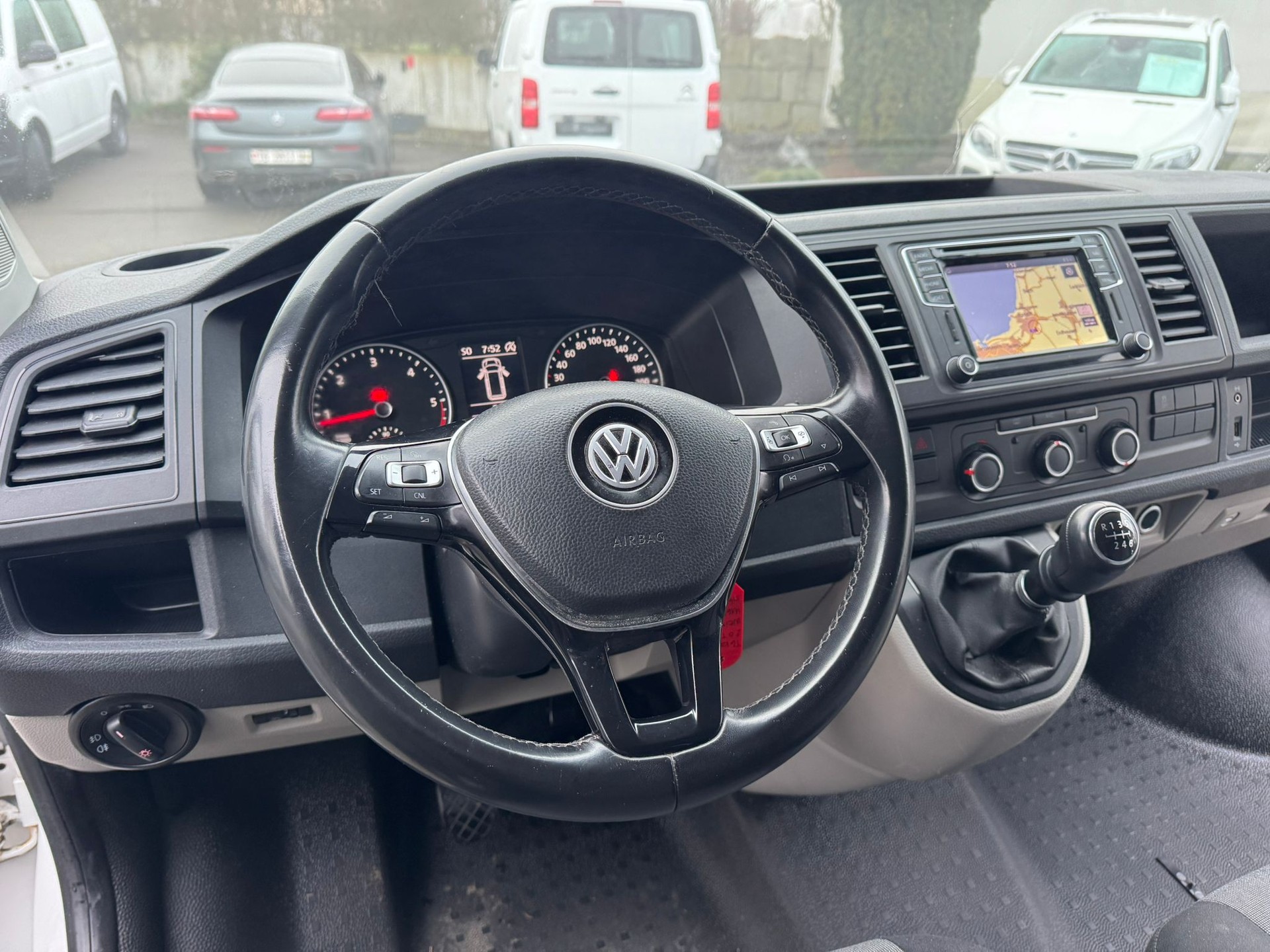 VW T6 2.0 TDI-image-13