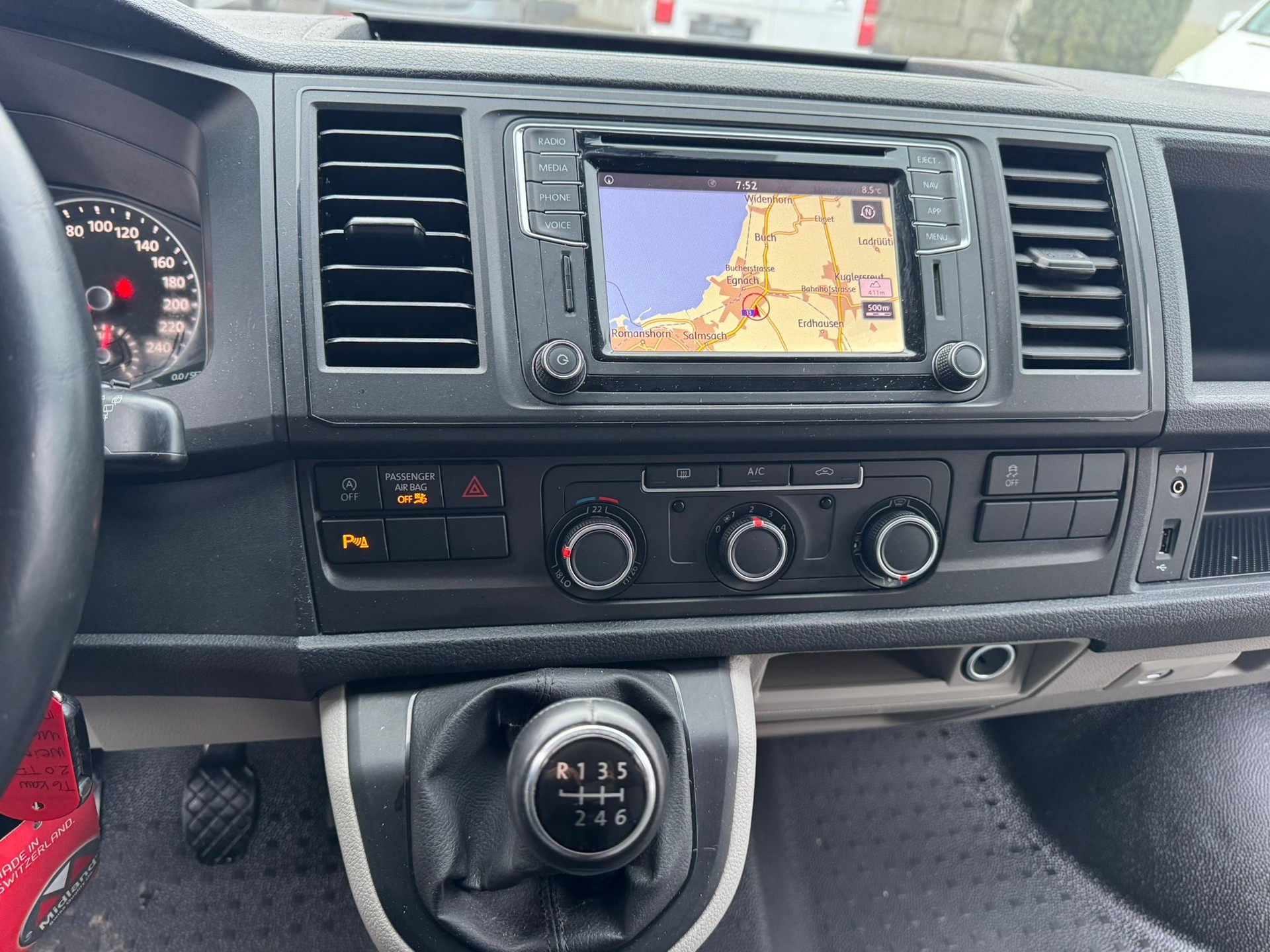VW T6 2.0 TDI-image-14