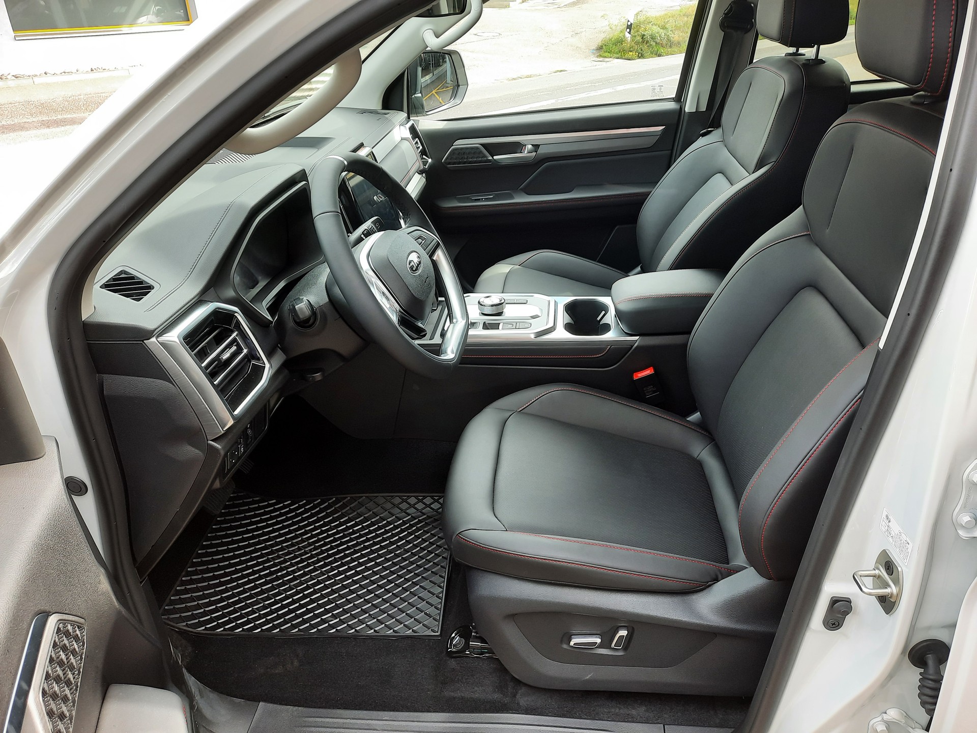 JAC T9EV 4x4-image-8