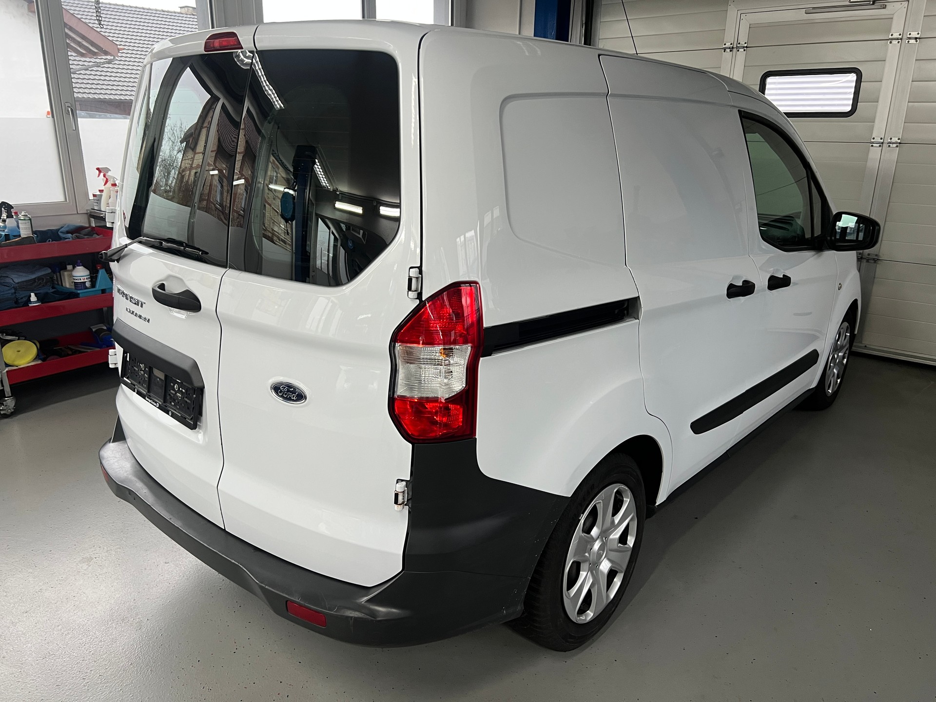 FORD Transit Courier Van 1.5 TDCi Trend-image-3