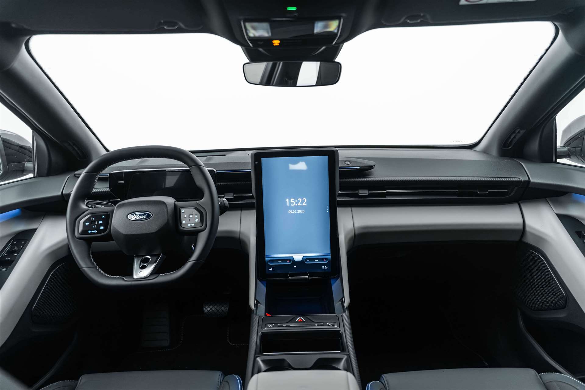 FORD Capri Elektro 79kWh 340PS Dual Extended Range Premium AWD-image-9