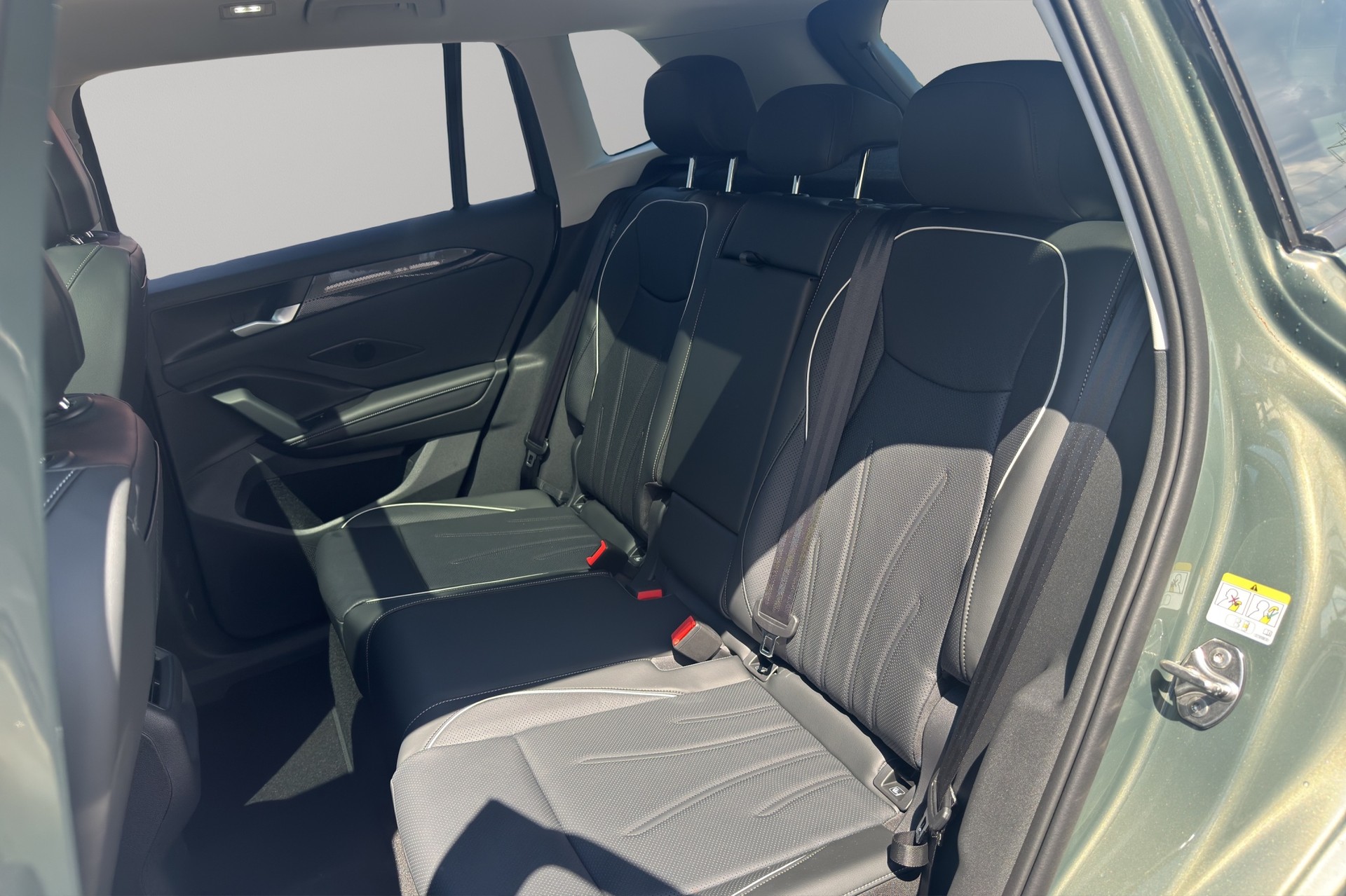 VW Tiguan 2.0 TSI DSG United 4Motion-image-6