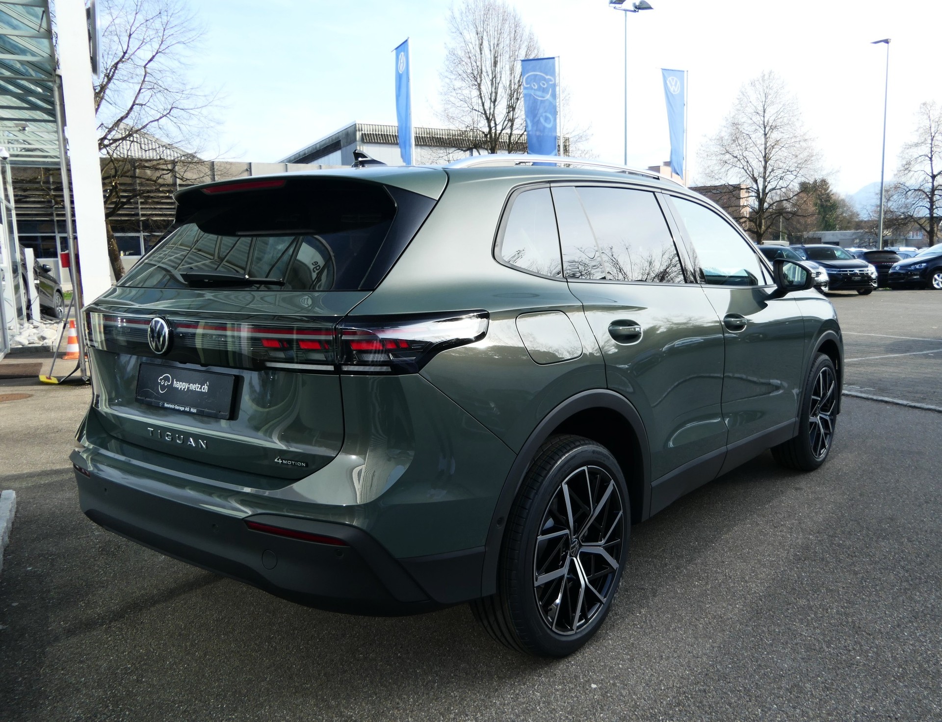 VW Tiguan 2.0 TSI DSG United 4Motion-image-3
