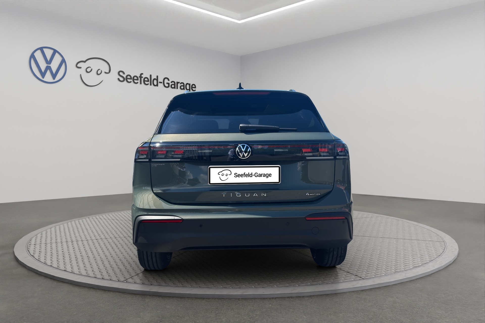 VW Tiguan 2.0 TSI DSG United 4Motion-image-4
