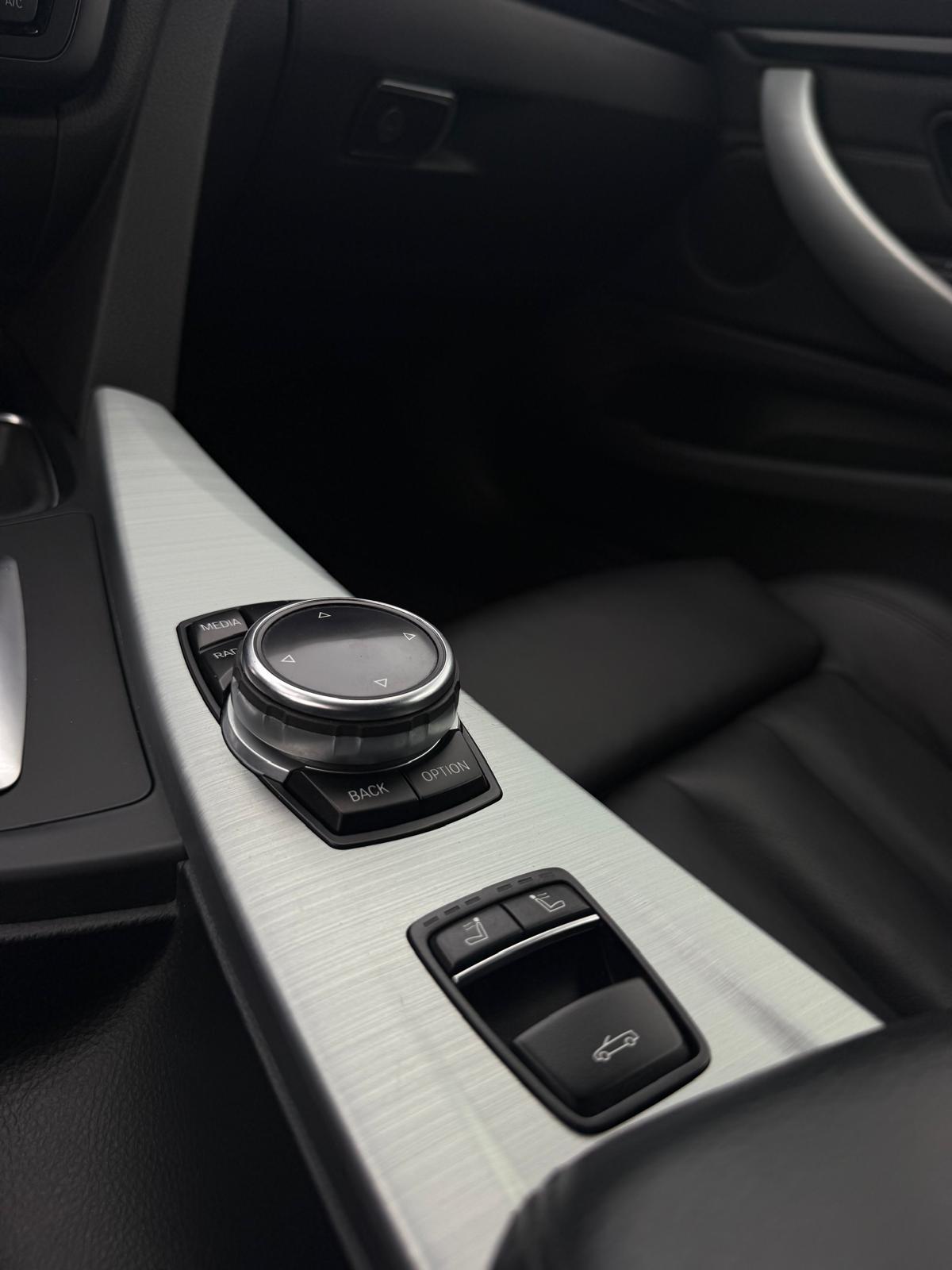 BMW 428i Cabriolet xDrive Steptronic-image-21