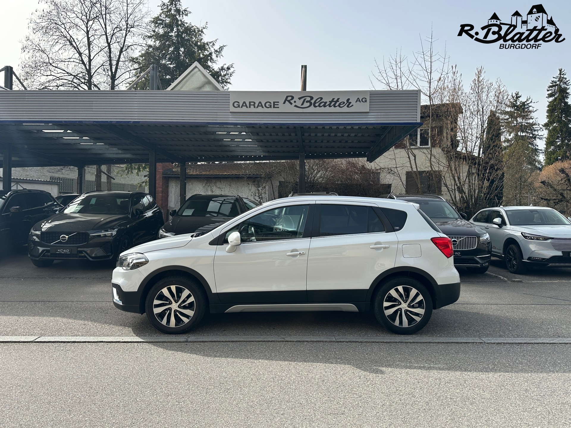 SUZUKI SX4 S-Cross 1.4T 16V Compact+ Hybrid 4WD Automatic-image-2
