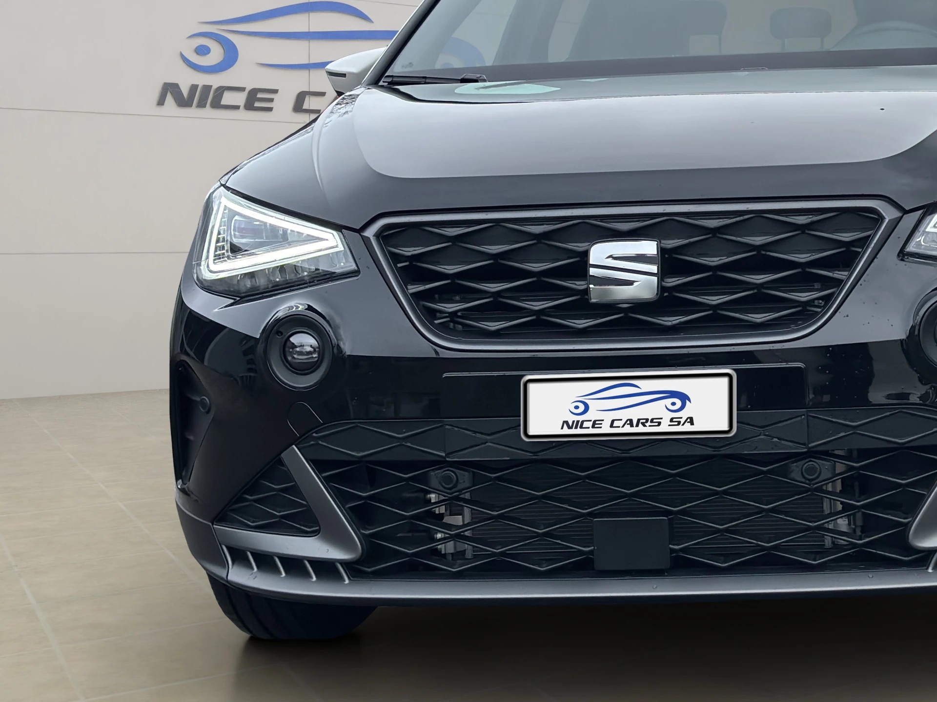 SEAT Arona 1.5 Eco TSI FR DSG-image-8