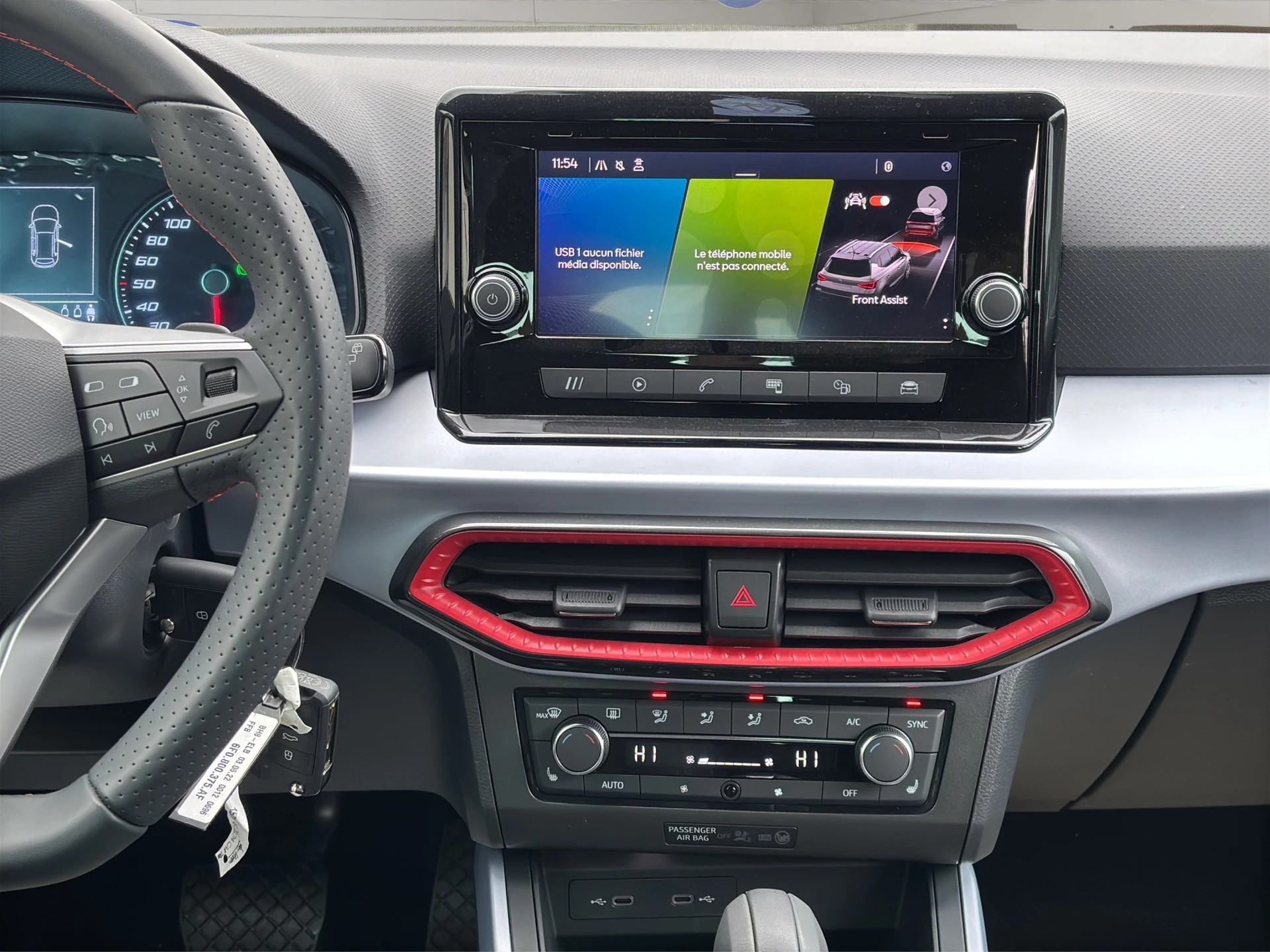SEAT Arona 1.5 Eco TSI FR DSG-image-12
