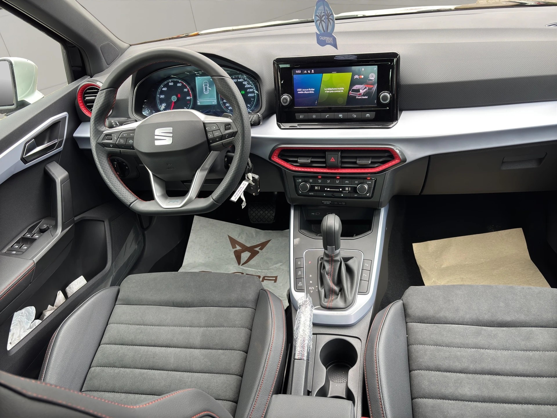 SEAT Arona 1.5 Eco TSI FR DSG-image-10