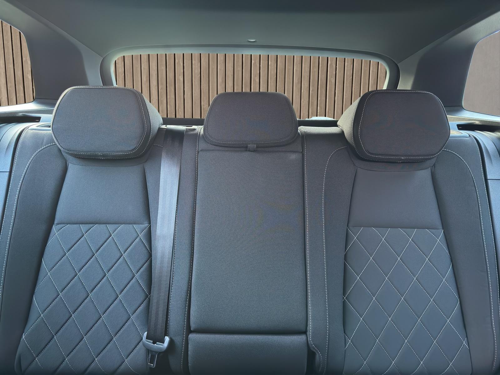 SKODA Karoq SportLine 2.0 TSI 4x4-image-13