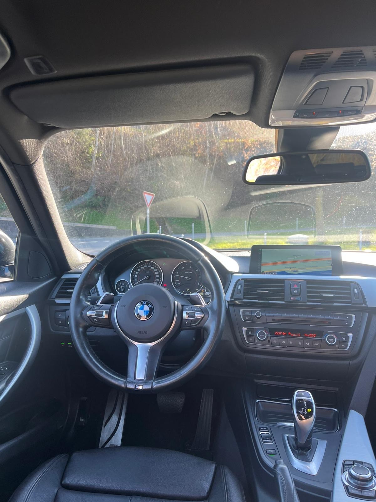 BMW F30 Limo M-Paket Memory DAB Temp Navi-image-8