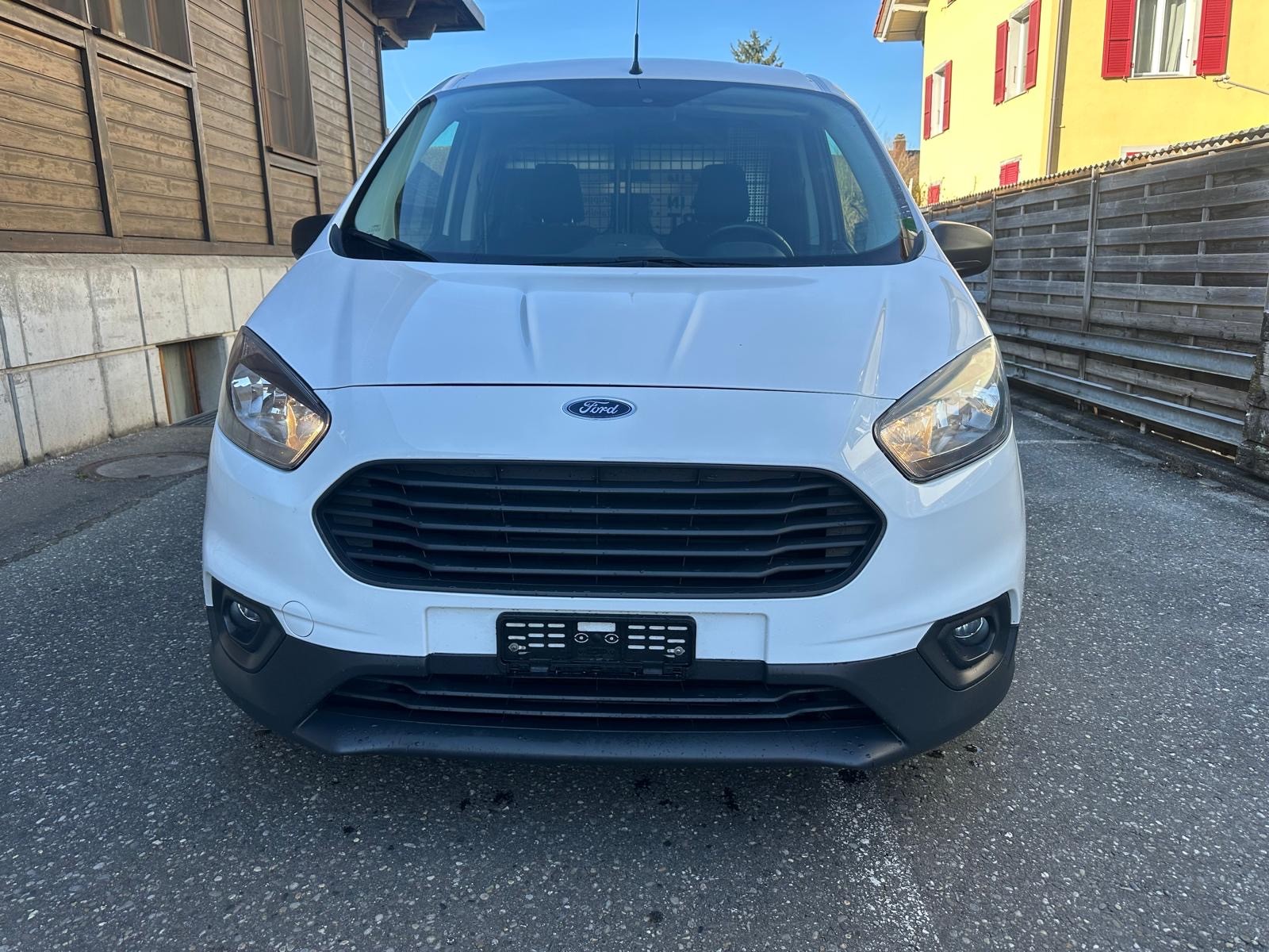 FORD Transit Courier Van 1.5 TDCi Trend-image-4