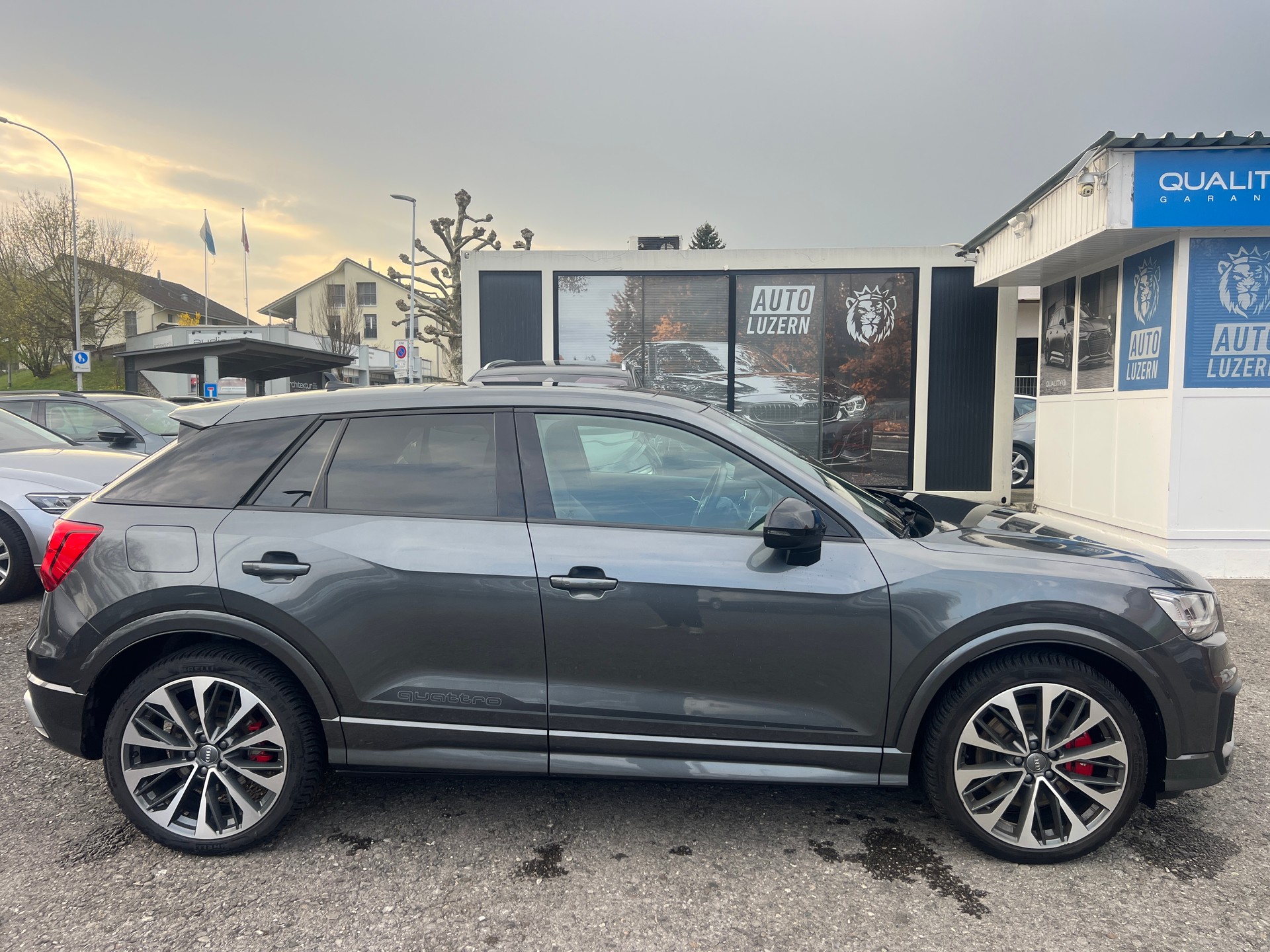 AUDI SQ2 TFSI quattro S-tronic-image-3