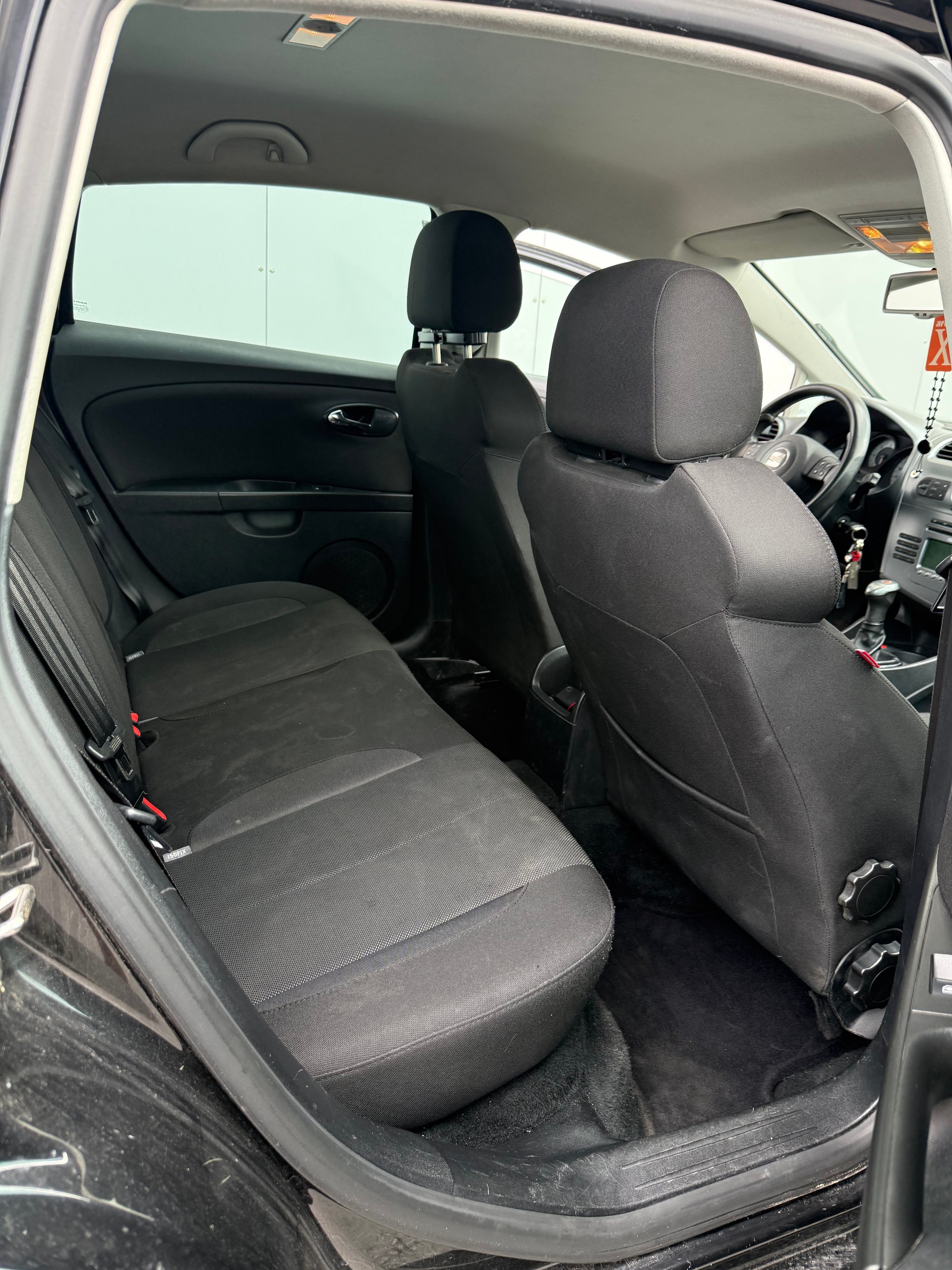 SEAT Leon 2.0 TDI FR-image-10